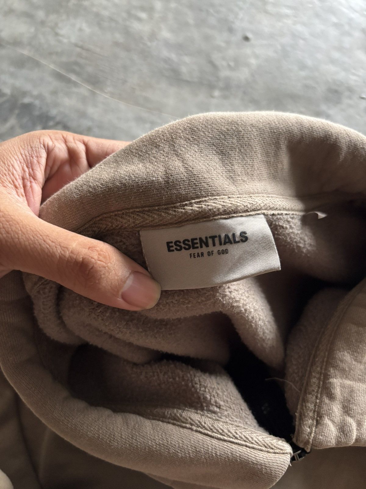 Essentials × Fear of God ESSENTIALS FEAR OF GOD SWEATSHIRT Size US XL / EU 56 / 4 - 4 Thumbnail