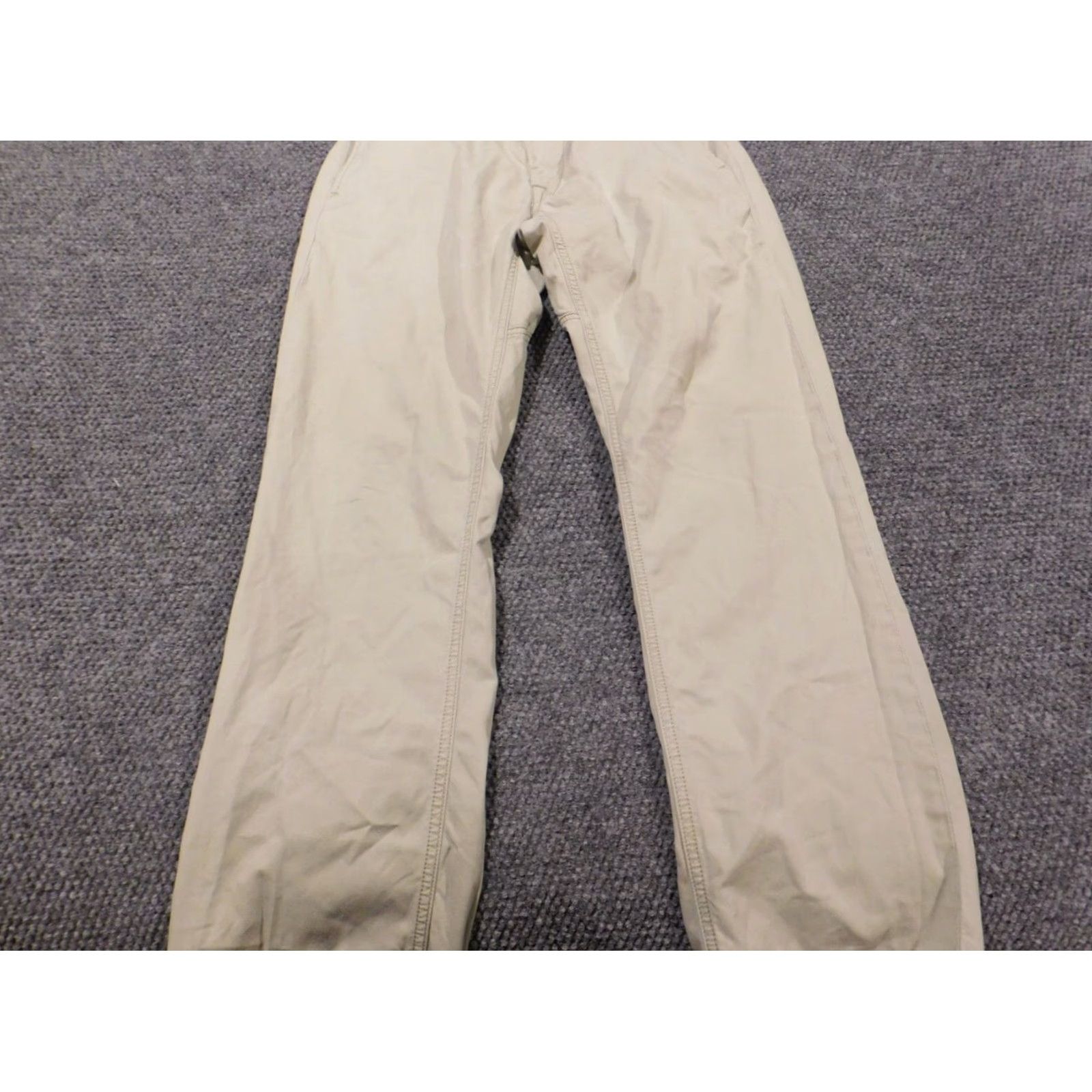 Gap Gap pants mens 32x31 beige straight classic chino retro business casual Pants Mens 32 Beige Straight Chino Classic Modern Everyday Mens Size US 32 / EU 48 - 5 Thumbnail