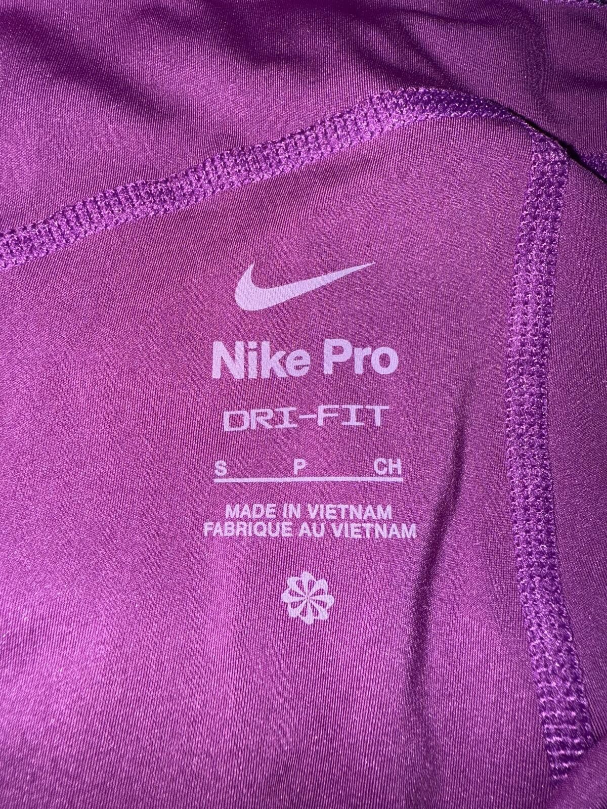 Pokemon Nike Pro Women’s Dri-FIT Graphic Mid-Rise Leggings Sample Size 28" / US 6 / IT 42 - 2 Thumbnail