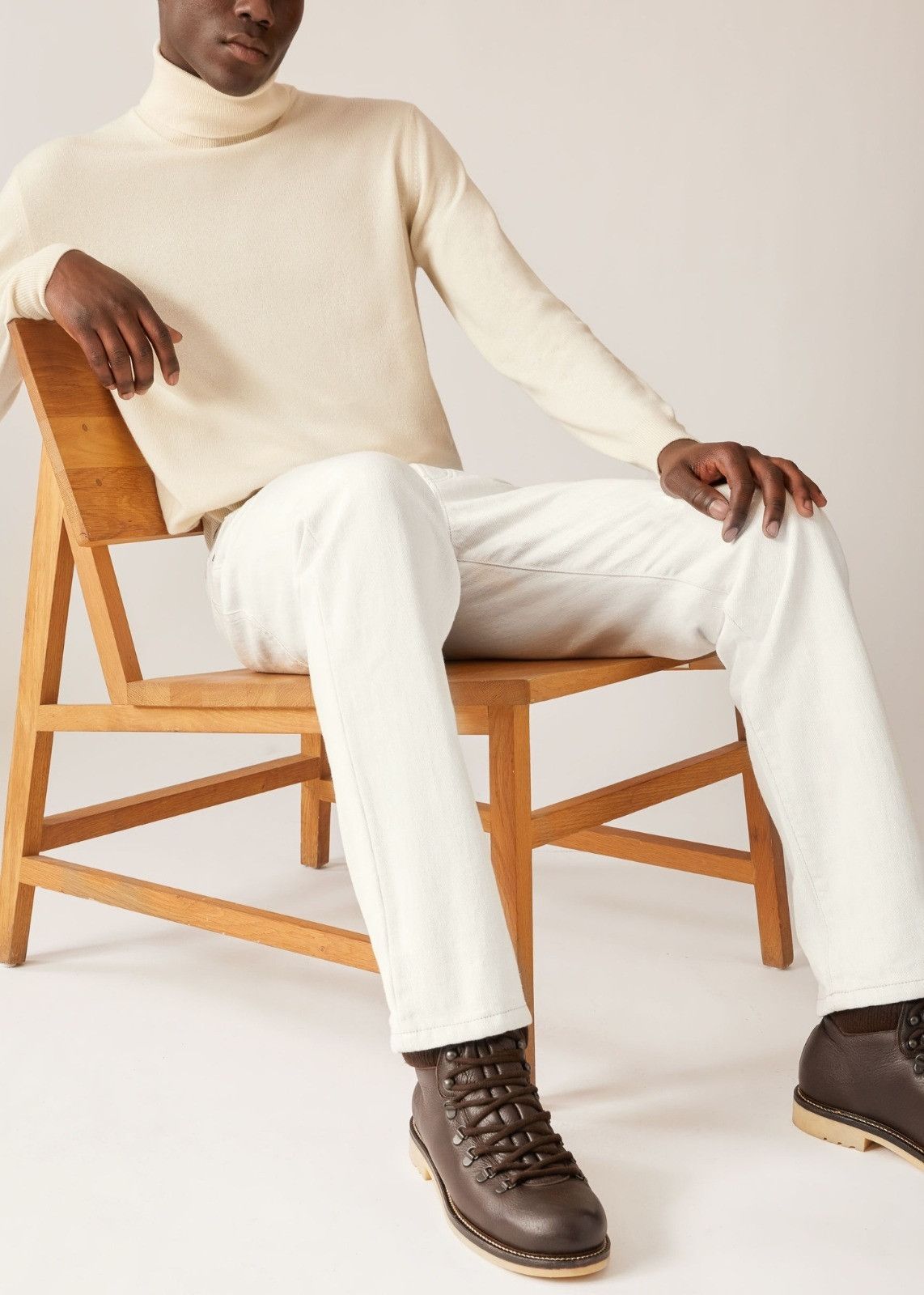 o1loc1c0124 Regular-cut Five-Pocket Trouser in White