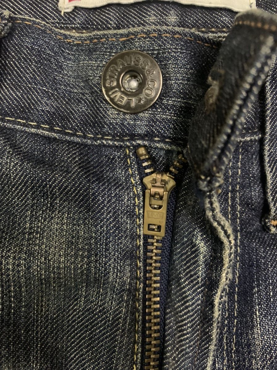 Levi's Vintage Clothing Vintage Y2K Levis 513 Honeycomb Slim Fit Distressed Jeans Size US 30 / EU 46 - 4 Thumbnail