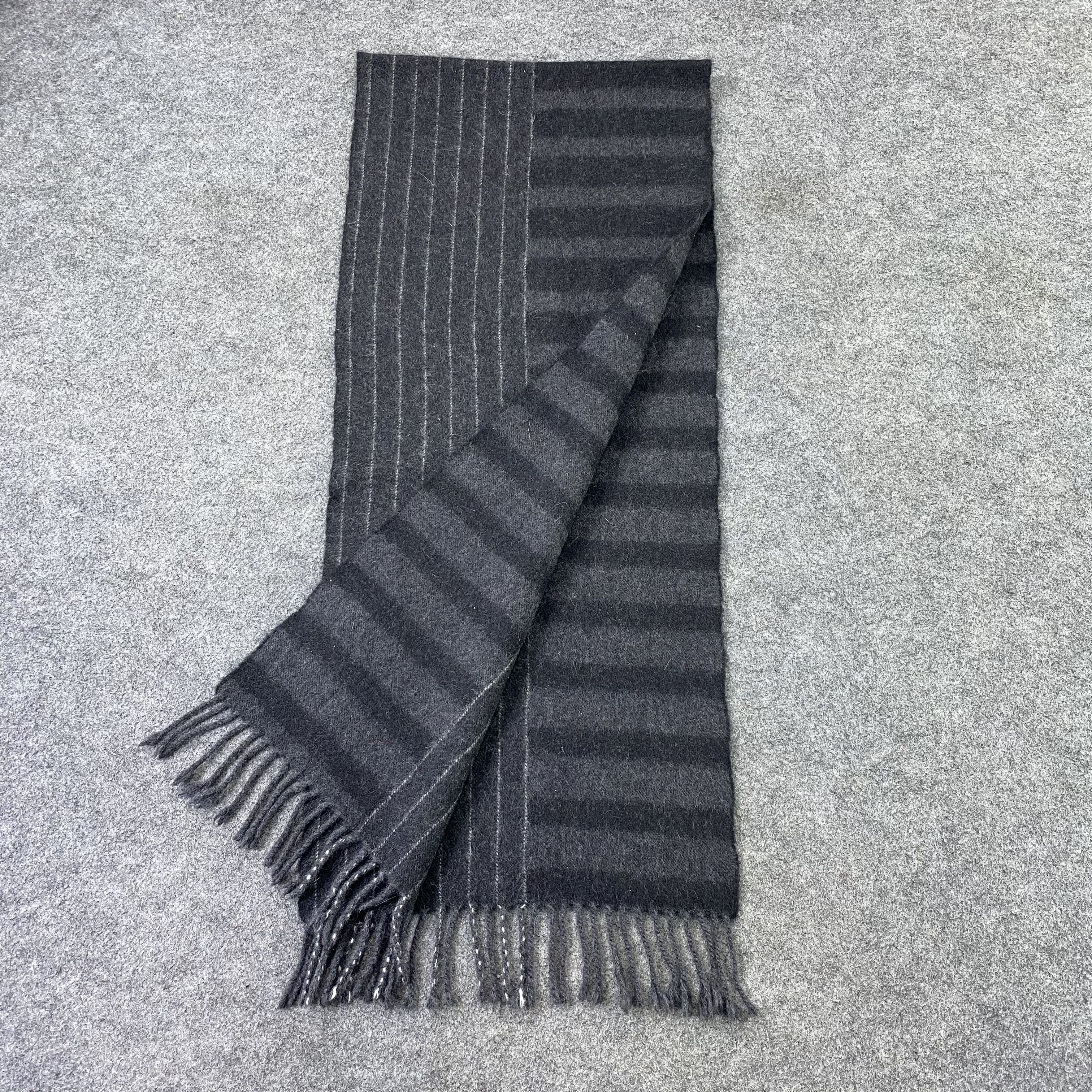 Begg x Co Begg For Edifice Scarf / Muffler / Neckwear - K082 Size ONE SIZE - 3 Thumbnail