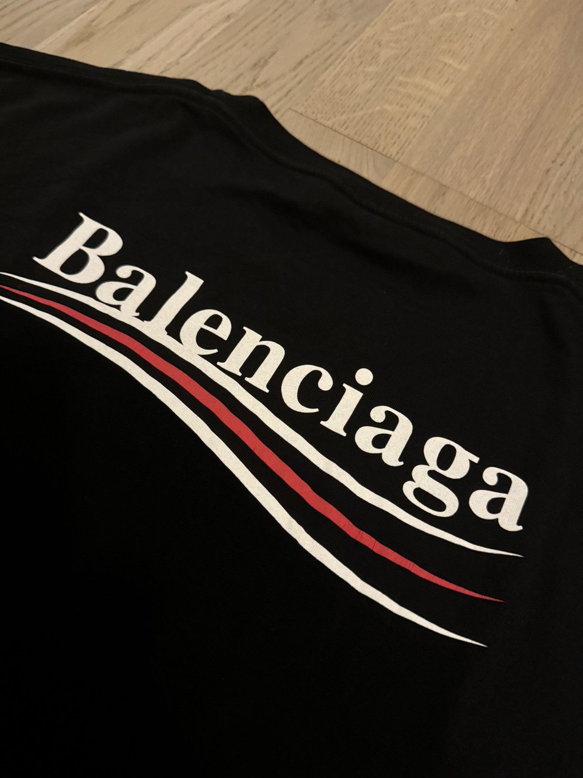 BALENCIAGA tshirt study real tape measurements in photos