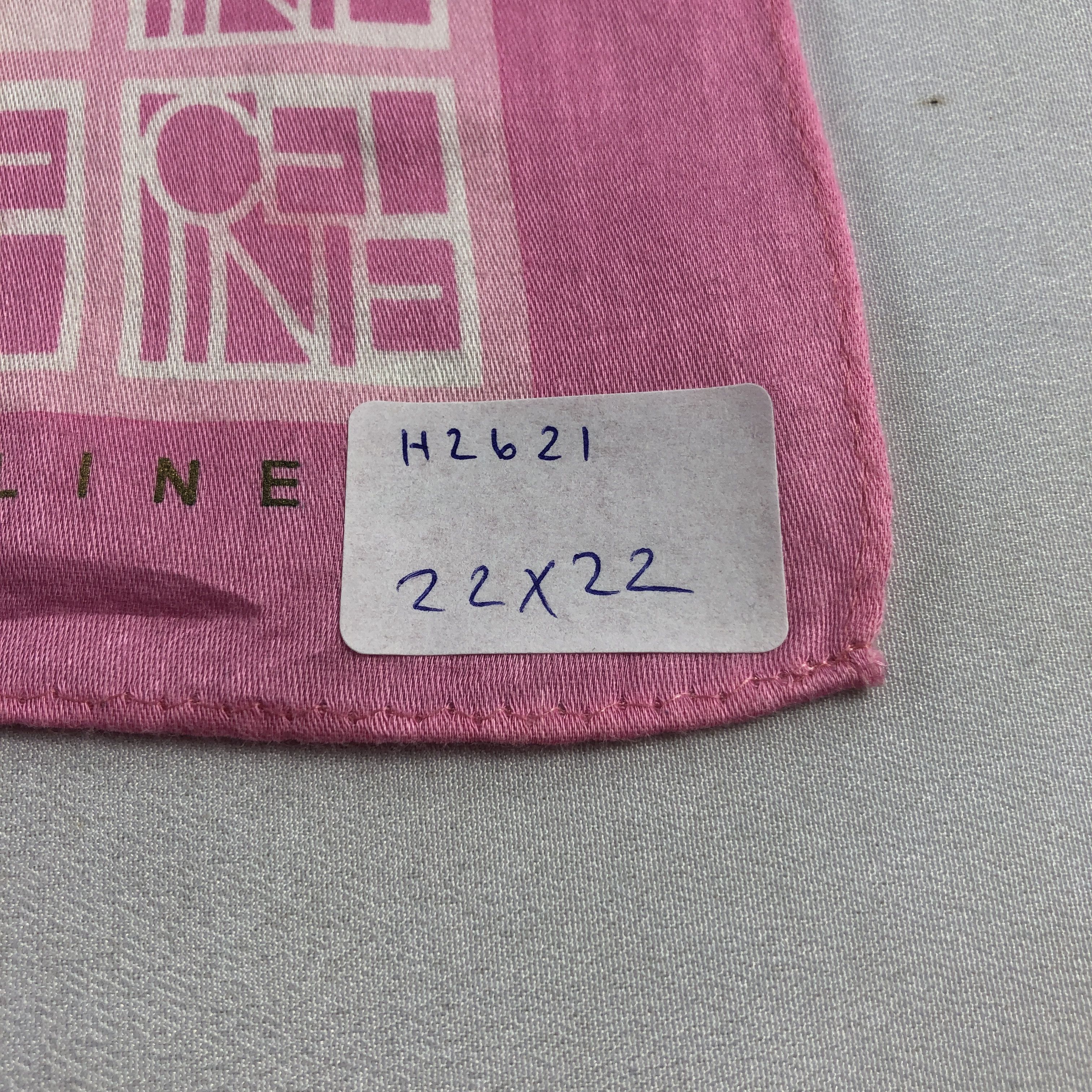 Vintage CeLIne Handkerchief Neckerchief Bandana H2621 Size ONE SIZE - 4 Thumbnail