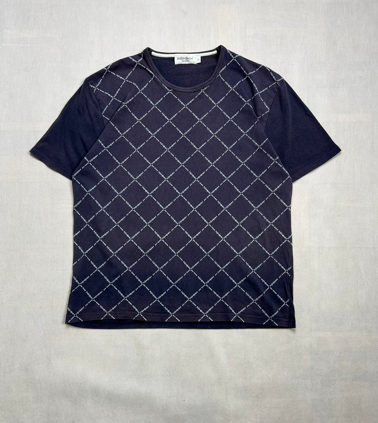 Yves Saint Laurent Tshirt Yves Saint Laurent YSL multi logo pattern Size US L / EU 52-54 / 3 - 1 Preview