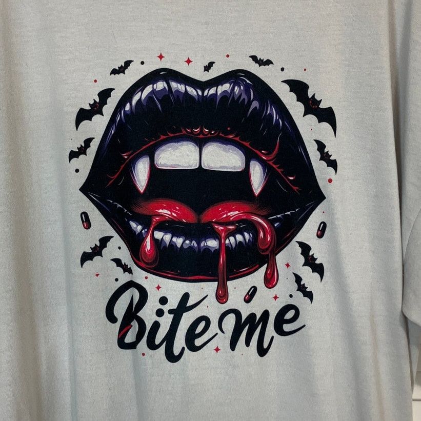 Jerzees Jerzees Gray Bite Me Vampire Lips Graphic Unisex T-shirt 2XL Size XXL / US 16-18 / IT 52-54 - 2 Thumbnail