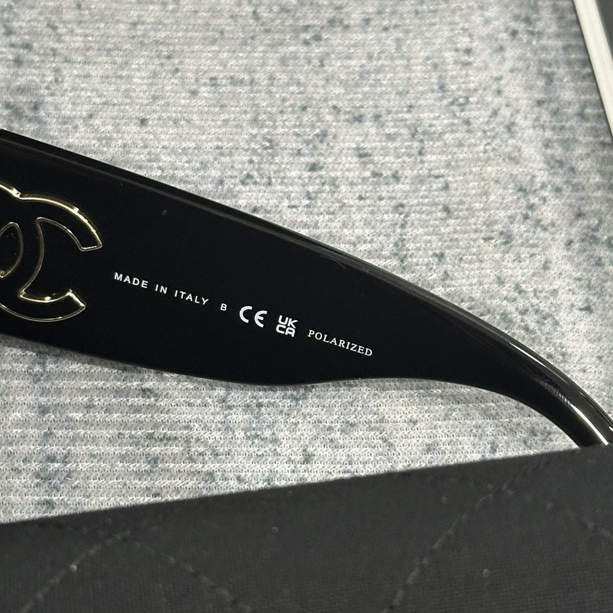 Chanel CHANEL 0CH5539 C622T8 SUNGLASSES Size ONE SIZE - 5 Thumbnail