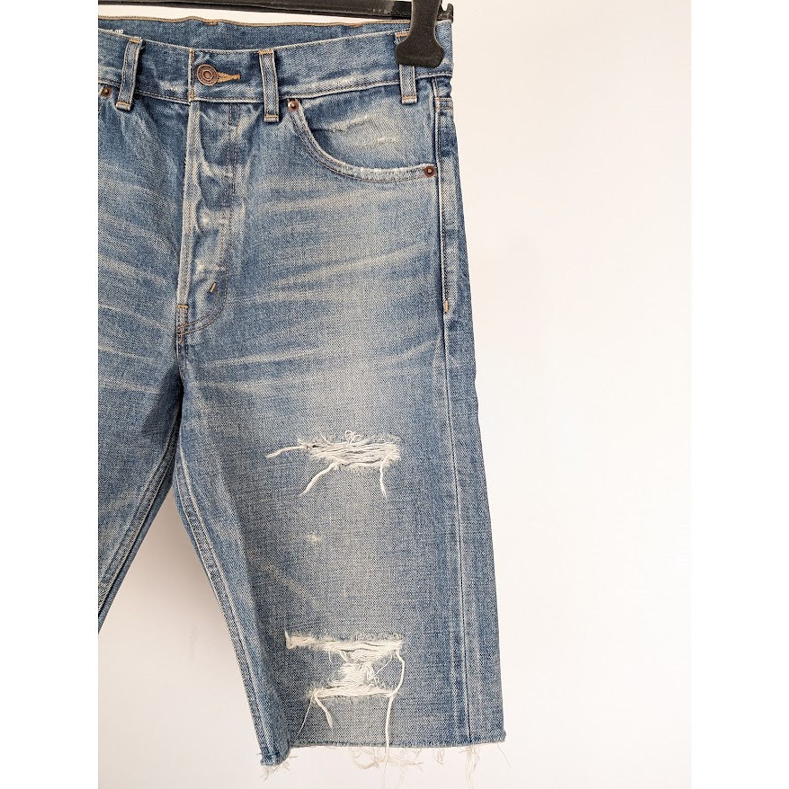 Celine o1rshd1 Denim Short Kurt Destroy in Rigid Indigo Size US 31 - 6 Thumbnail