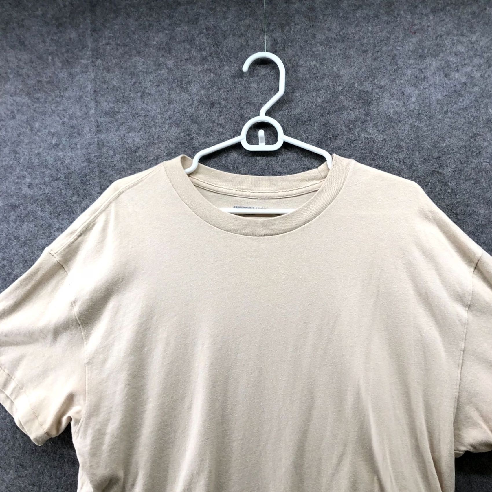 Abercrombie & Fitch Abercrombie & Fitch Shirt Mens XL Beige Relaxed Soft AF Short Sleeve Crewneck Size US XL / EU 56 / 4 - 3 Thumbnail