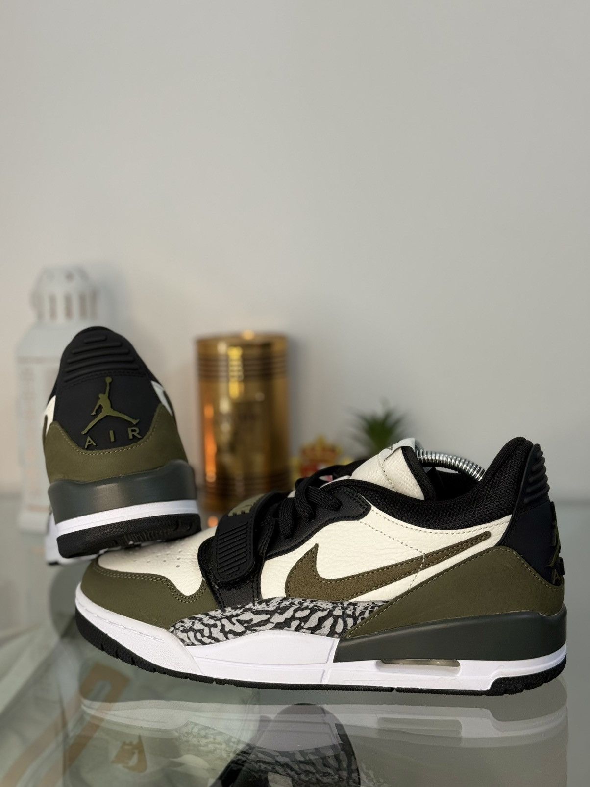 Nike Air Jordan Legacy 312 Low Size US 8 / EU 41 - 2 Thumbnail