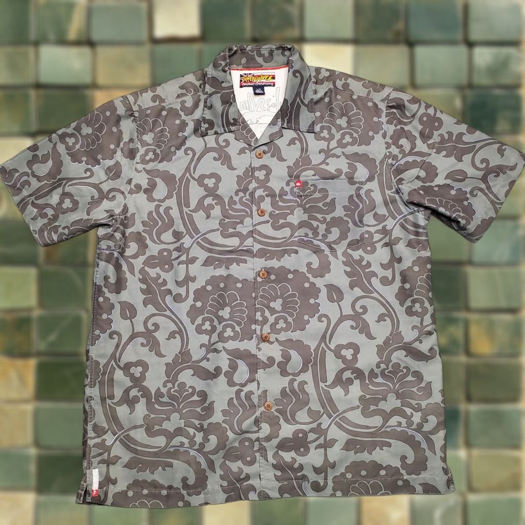 Quiksilver VINTAGE Quiksilver Shirt Mens Large Gray Floral Hawaiian Board Riding Surf Core Casual Size US L / EU 52-54 / 3 - 1 Thumbnail