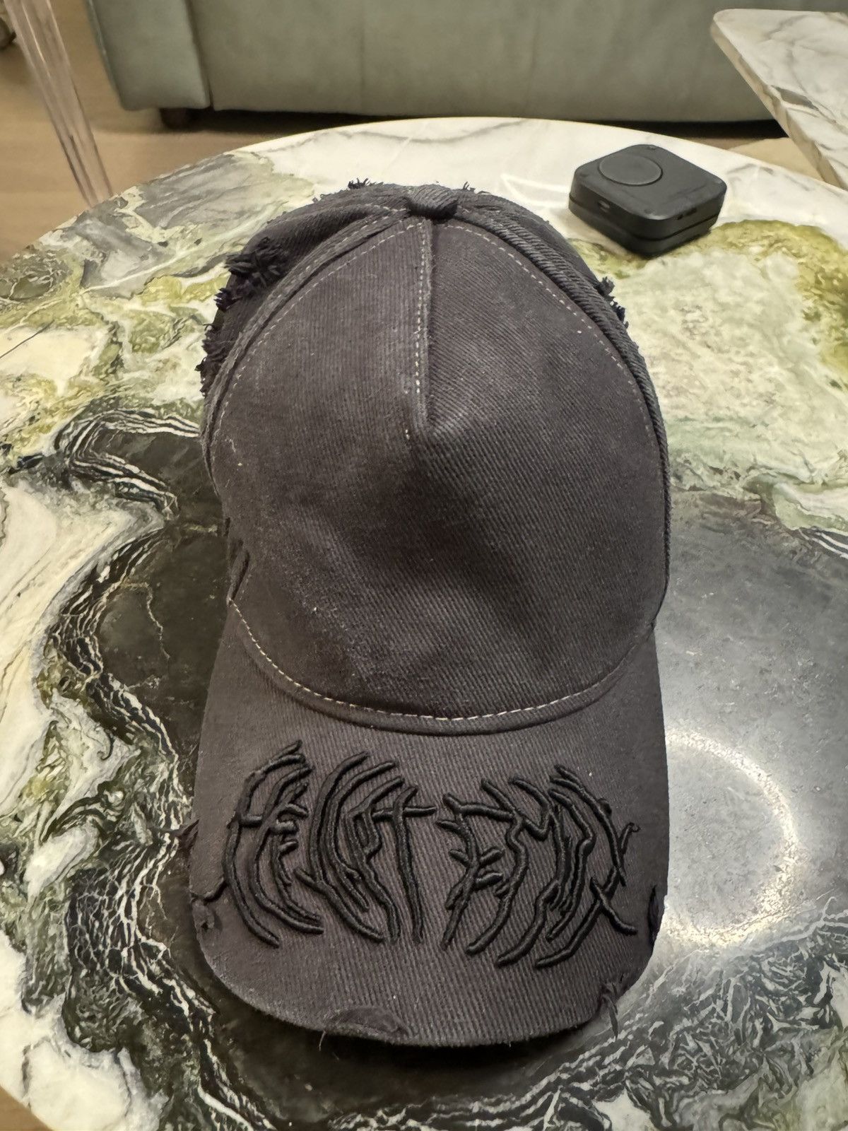 Heliot Emil Distressed spinal cap Size ONE SIZE - 1 Thumbnail