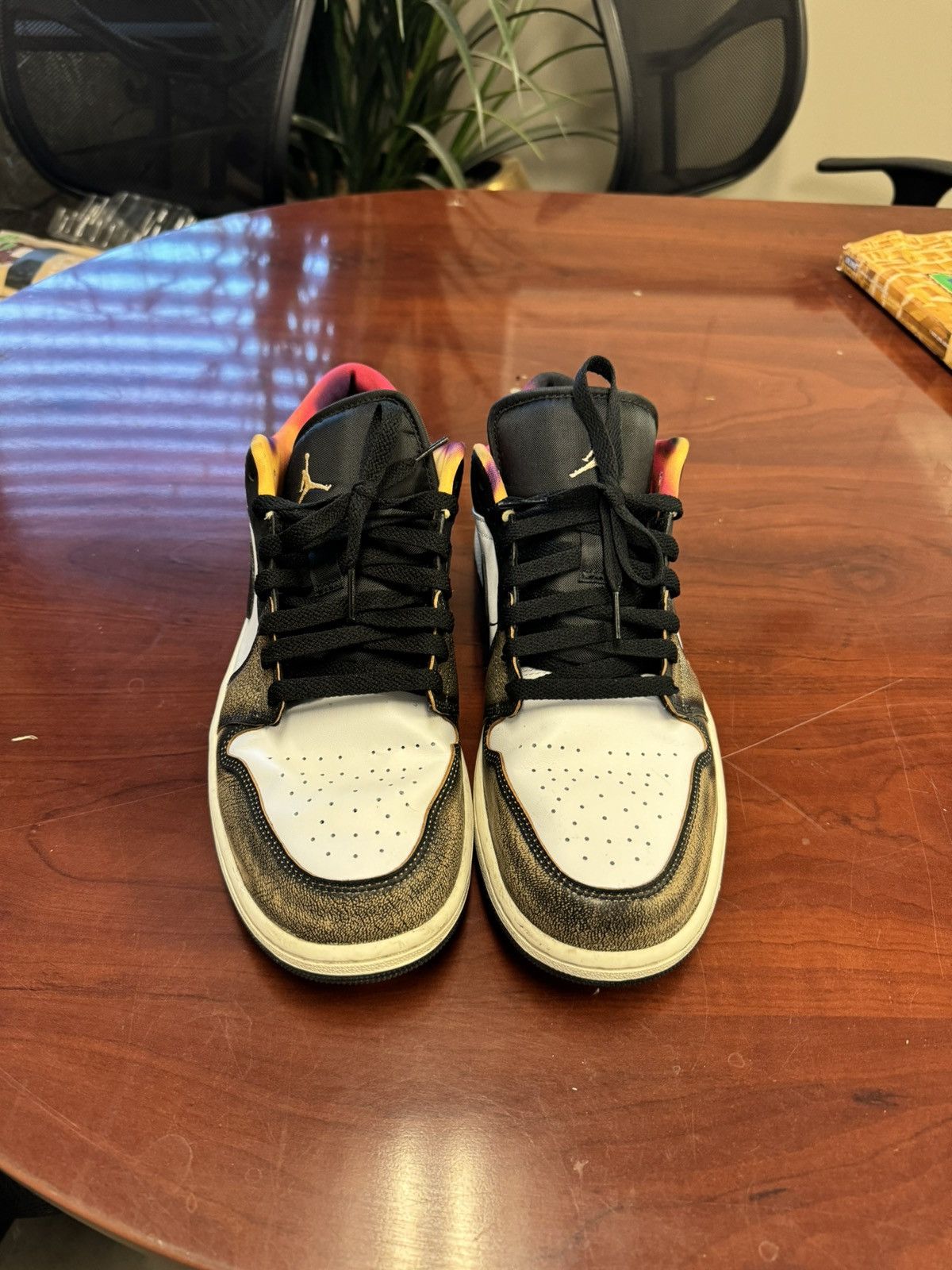 Jordan Brand Jordan 1 lows white, black & brown Size US 11 / EU 44 - 2 Thumbnail