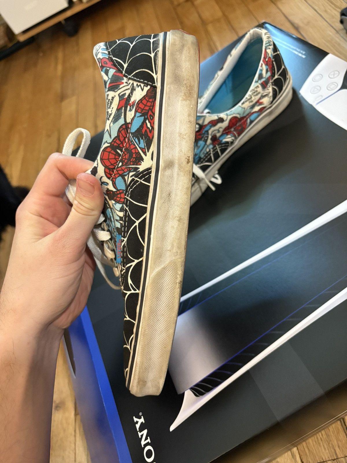 Vans 2013 Spider-man Vans Size US 11 / EU 44 - 3 Thumbnail