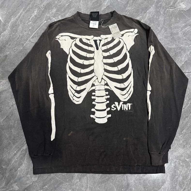 Saint Michael Saint Michael Skull chest damage washed long sleeves Size US L / EU 52-54 / 3 - 1 Thumbnail
