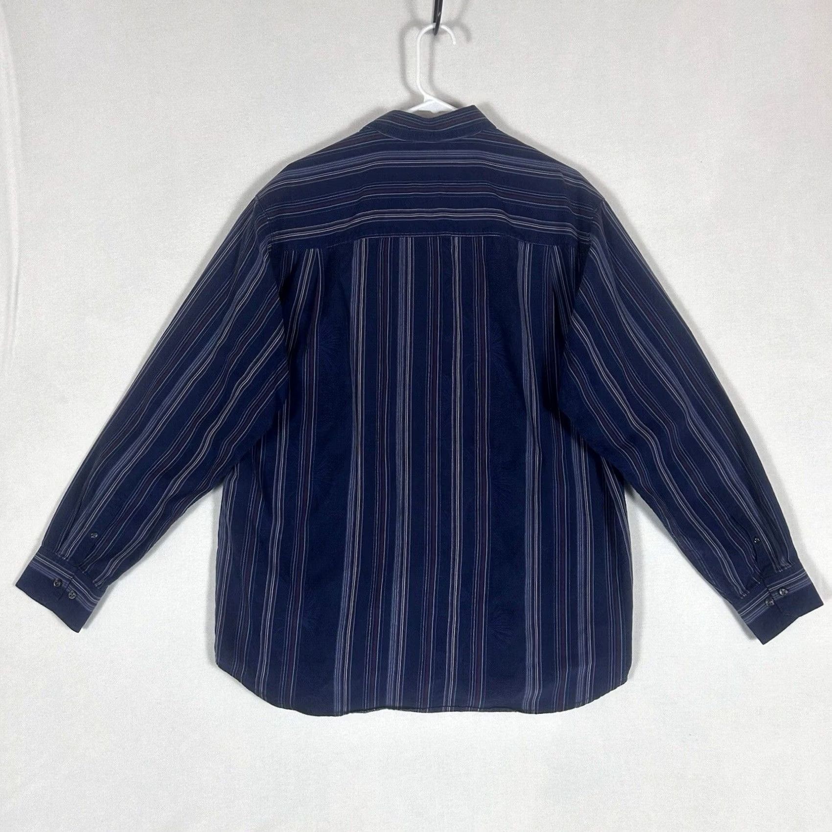 Tommy Bahama Tommy Bahama Long Sleeve Button-Up Shirt Mens L Textured Striped Blue Casual Size US L / EU 52-54 / 3 - 7 Thumbnail