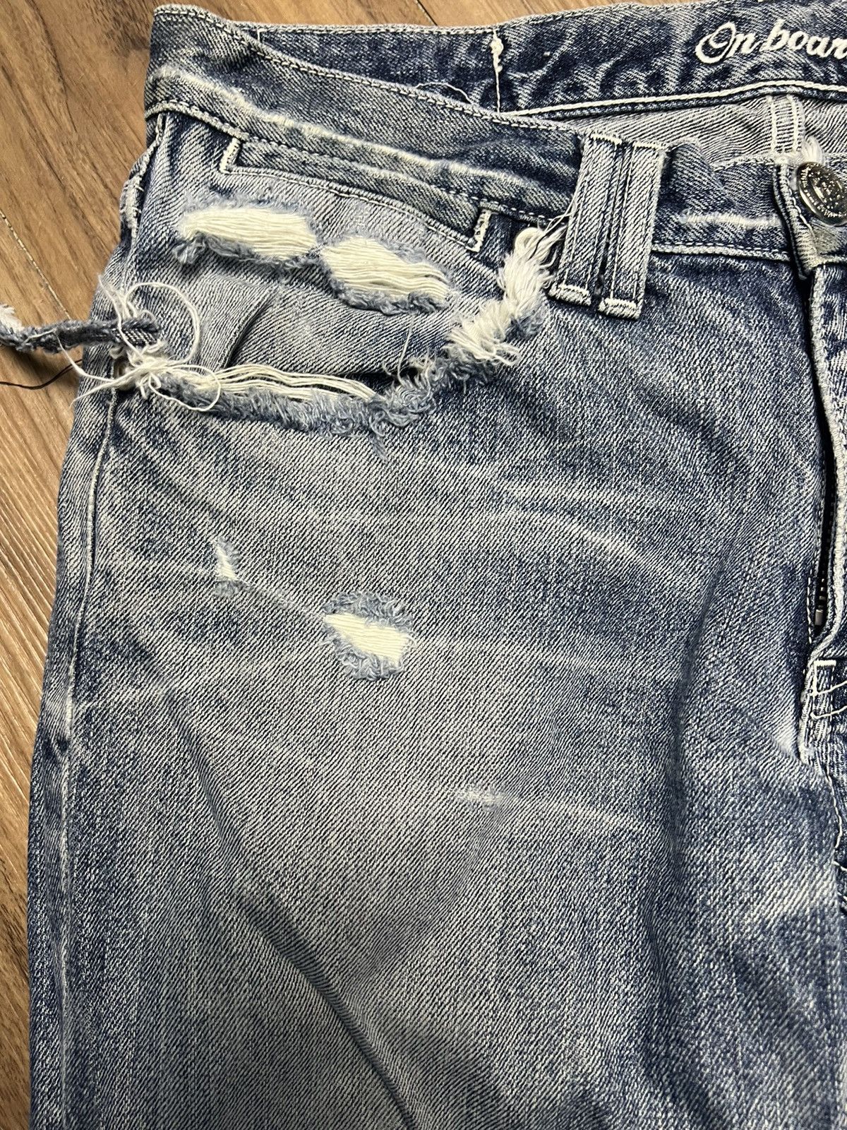 Beauty Beast Vintage Distressed Denim Jeans - "On Board" Brand (41) Size US 31 - 6 Thumbnail