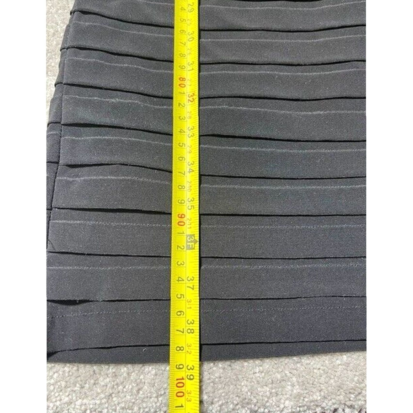 Adrianna Papell Adrianna Papell Cocktail Dress 10 Black Knee Length Cap Sleeve V-Neck LBD Party/Cocktail Women Size L / US 10 / IT 46 - 7 Thumbnail