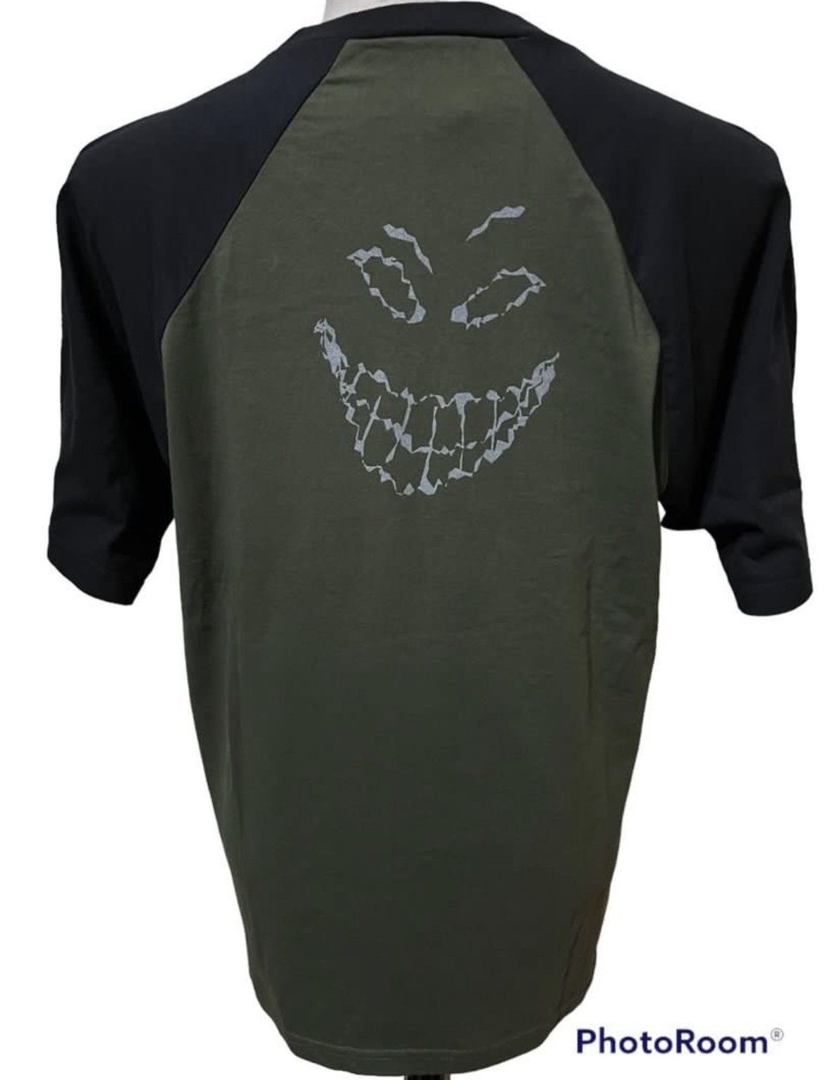 Band Tees Vintage 2000s Disturbed Band T shirt Size US L / EU 52-54 / 3 - 2 Thumbnail