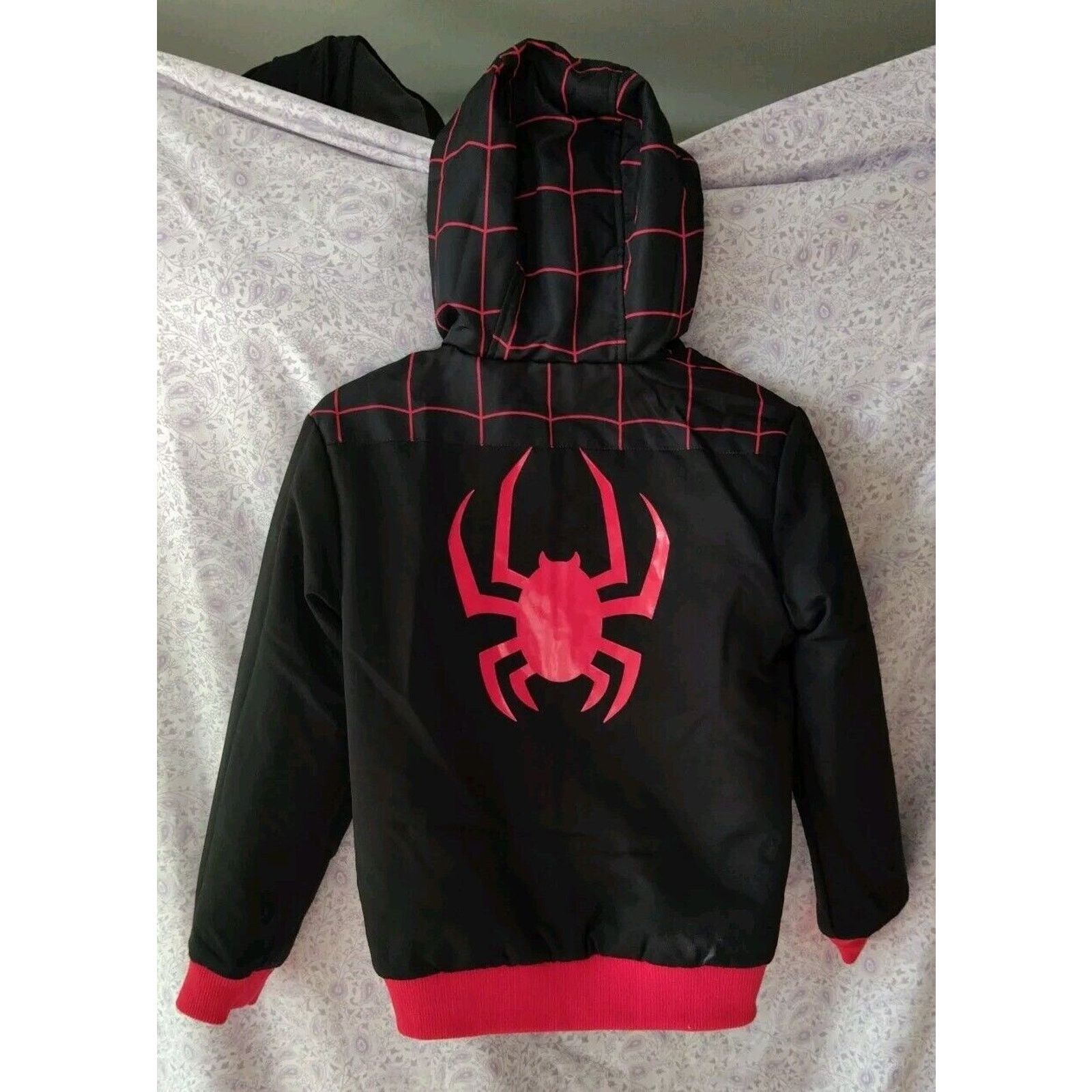 Disney NWT !! Disney/Marvel Spider-Man Reversible Jacket Boy's 7/8 Size US XS / EU 42 / 0 - 5 Thumbnail