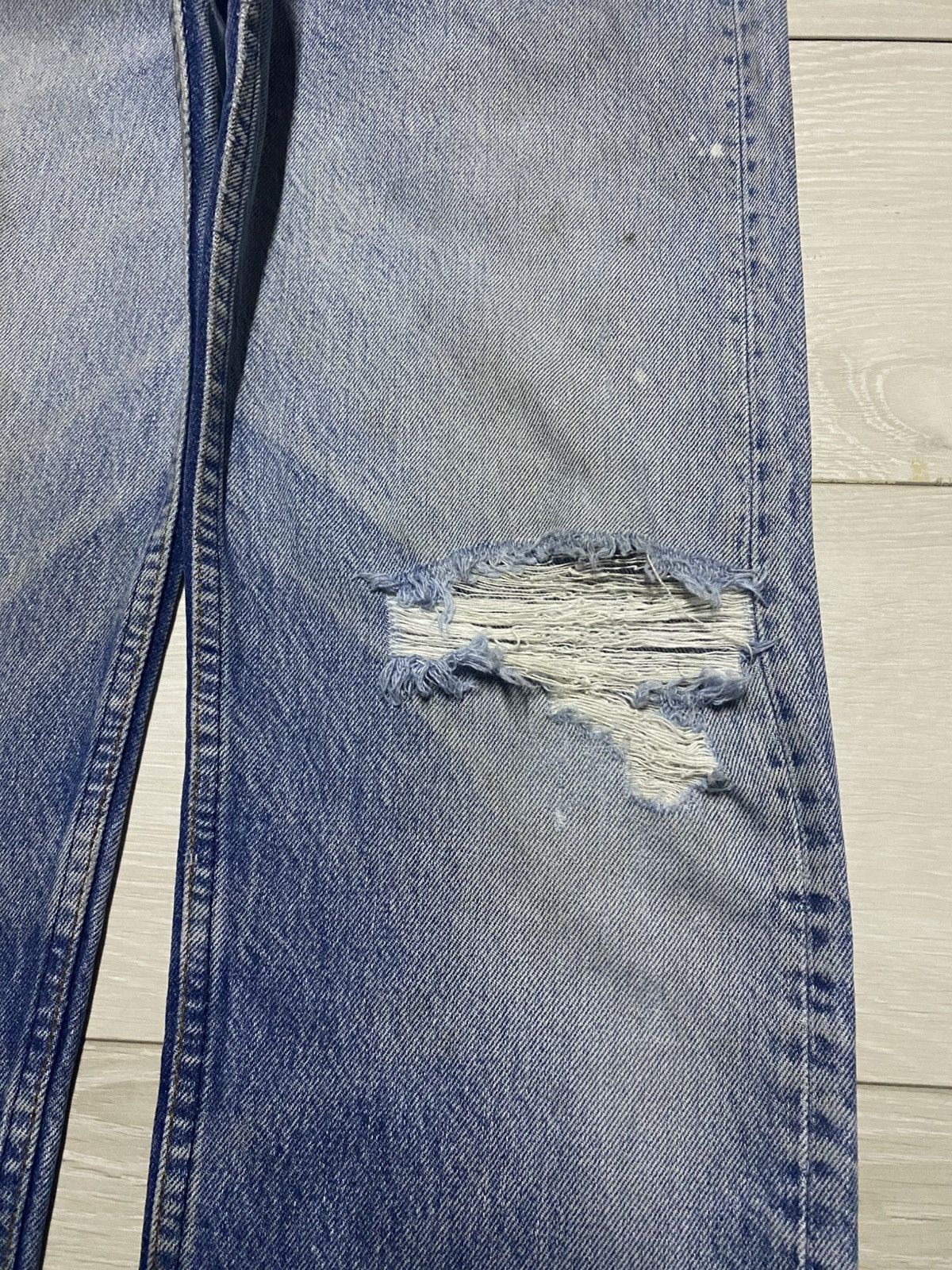 Levi's Vintage Levis 501 70s Faded Wash Repair Distressed Jeans Size US 29 - 8 Thumbnail