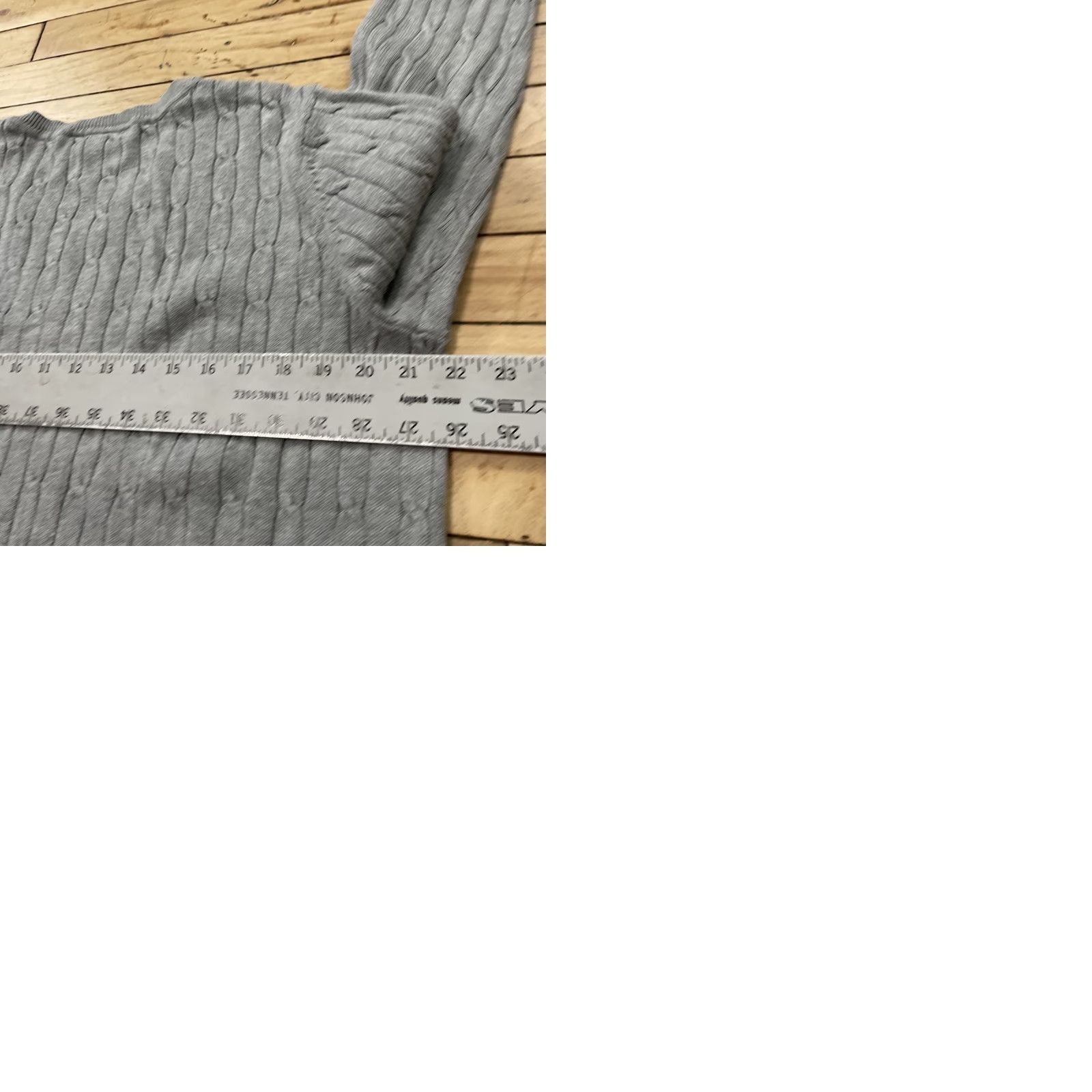 Vintage VENEZIA Vneck CableKnit Sweater Womens 18/20W XL Gray Silver Classic Knit XL Size 3XL / US 20-22 - 11 Thumbnail
