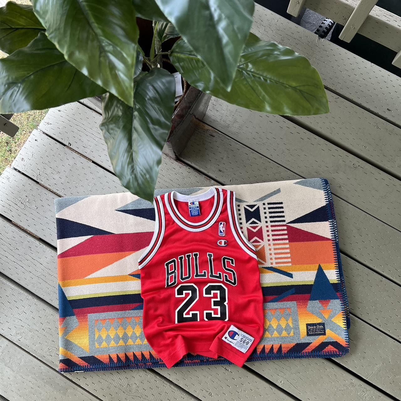 Champion Jordan Chicago Bulls Jersey Vintage NBA Champion Toddler Size US XXS / EU 40 - 1 Thumbnail