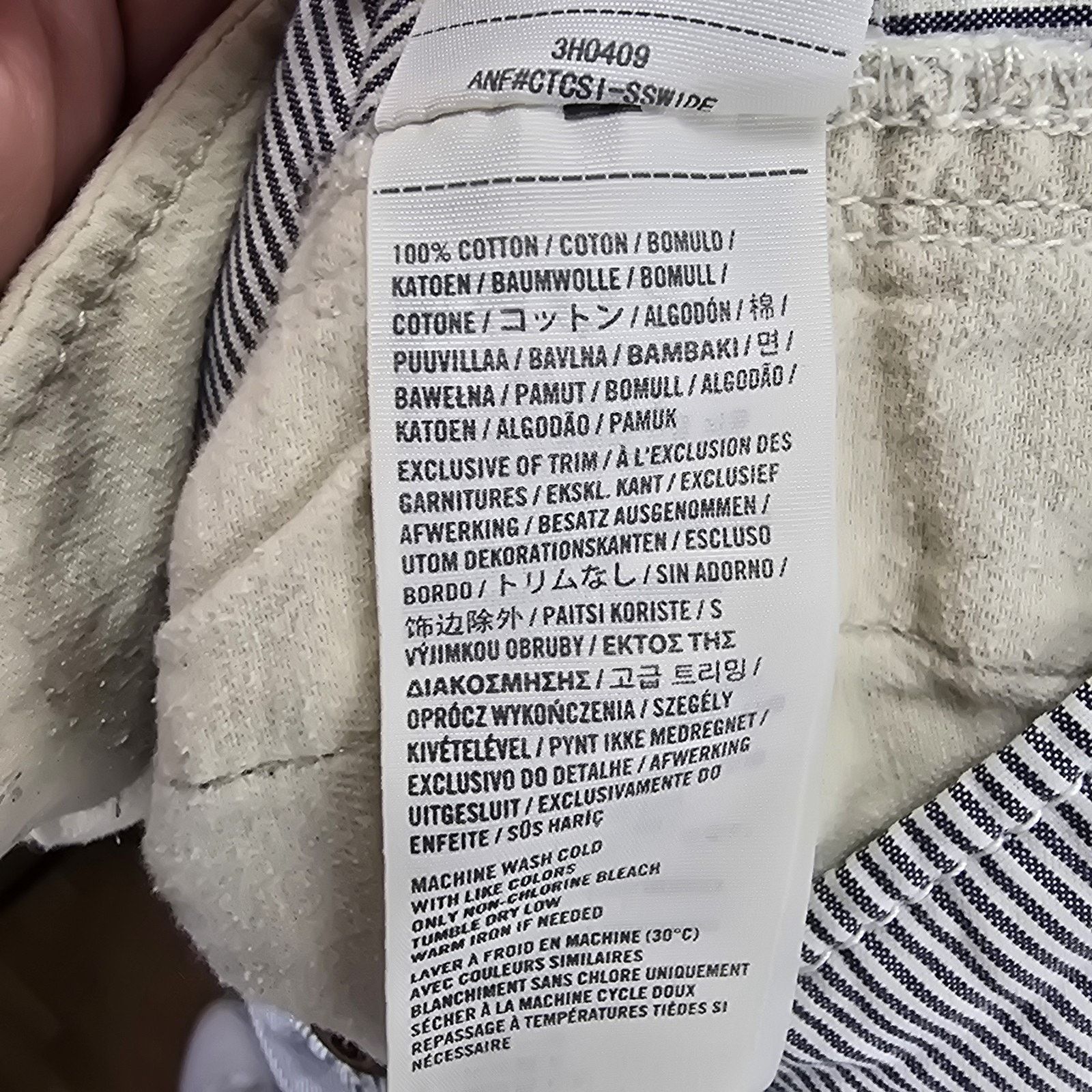 Hollister Hollister Shorts Mens 36 White Striped Classic Fit *FLAWS* Size US 36 / EU 52 - 6 Thumbnail