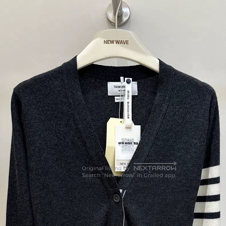 Thom Browne Thom Browne Classic Four Stripe Cashmere Cardigan - Dark G Size US M / EU 48-50 / 2 - 2 Thumbnail