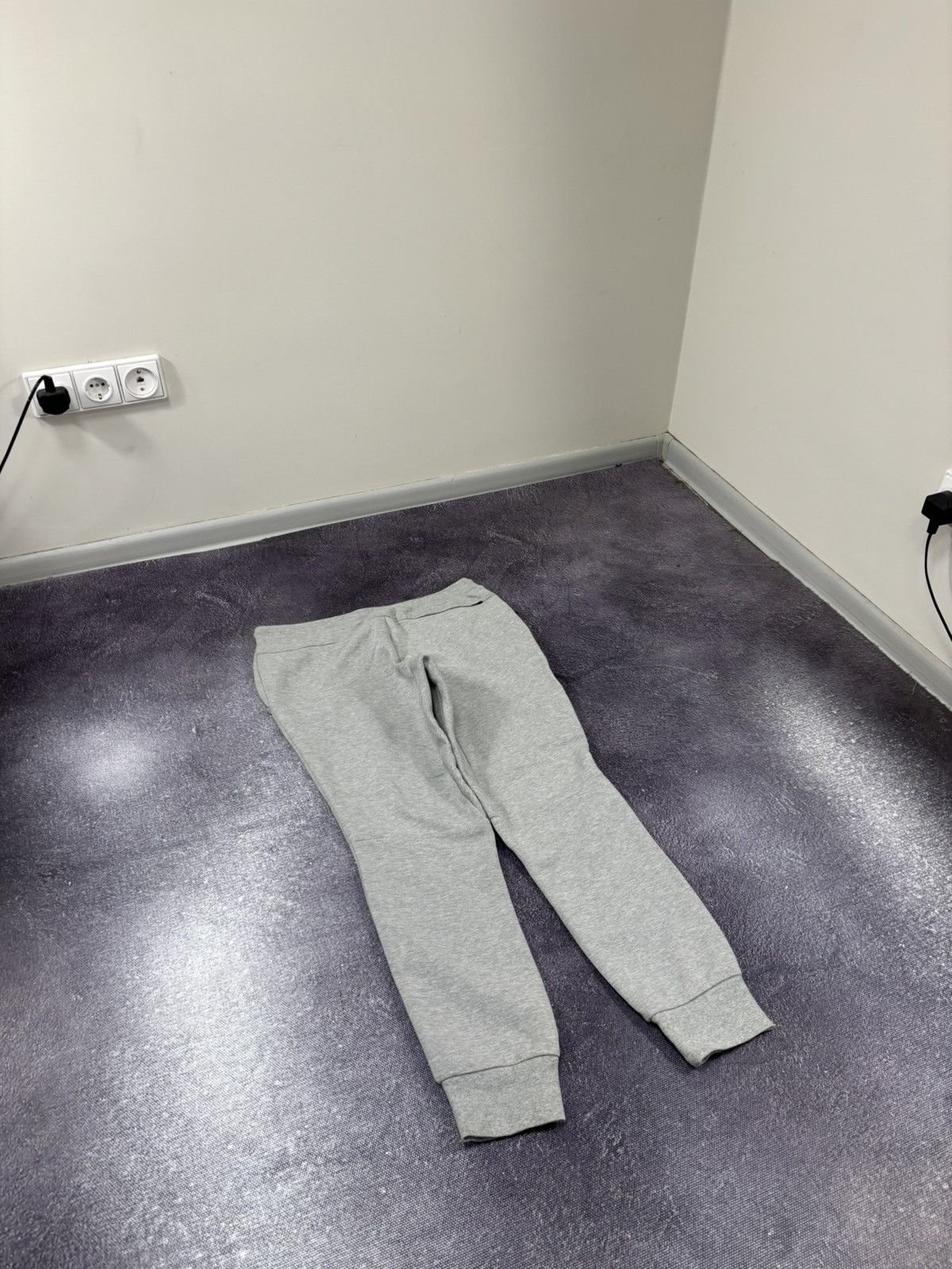 Nike Nike Tech Fleece Men’s Gray Hype Sweatpants Joggers Trousers Size US 34 / EU 50 - 14 Thumbnail