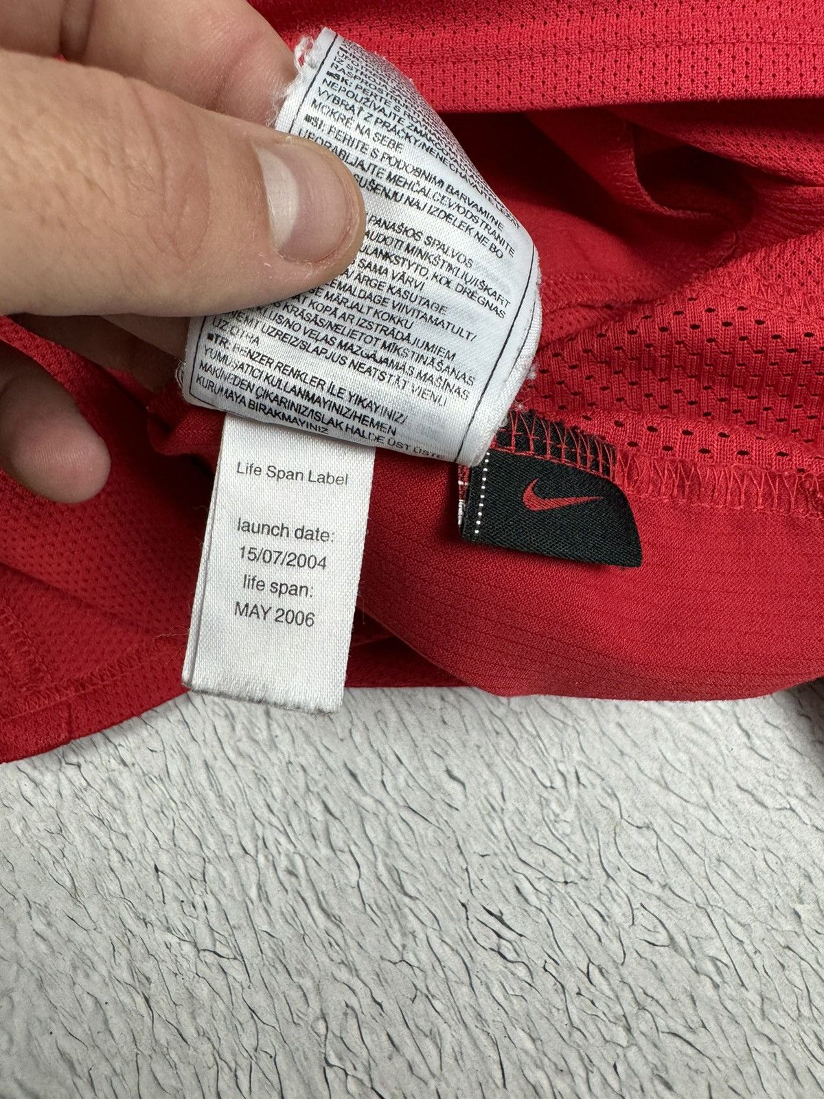 Nike × Vintage Vintage Manchester United 2005/06 Nike Jersey Blokcore S sz Size US S / EU 44-46 / 1 - 9 Thumbnail