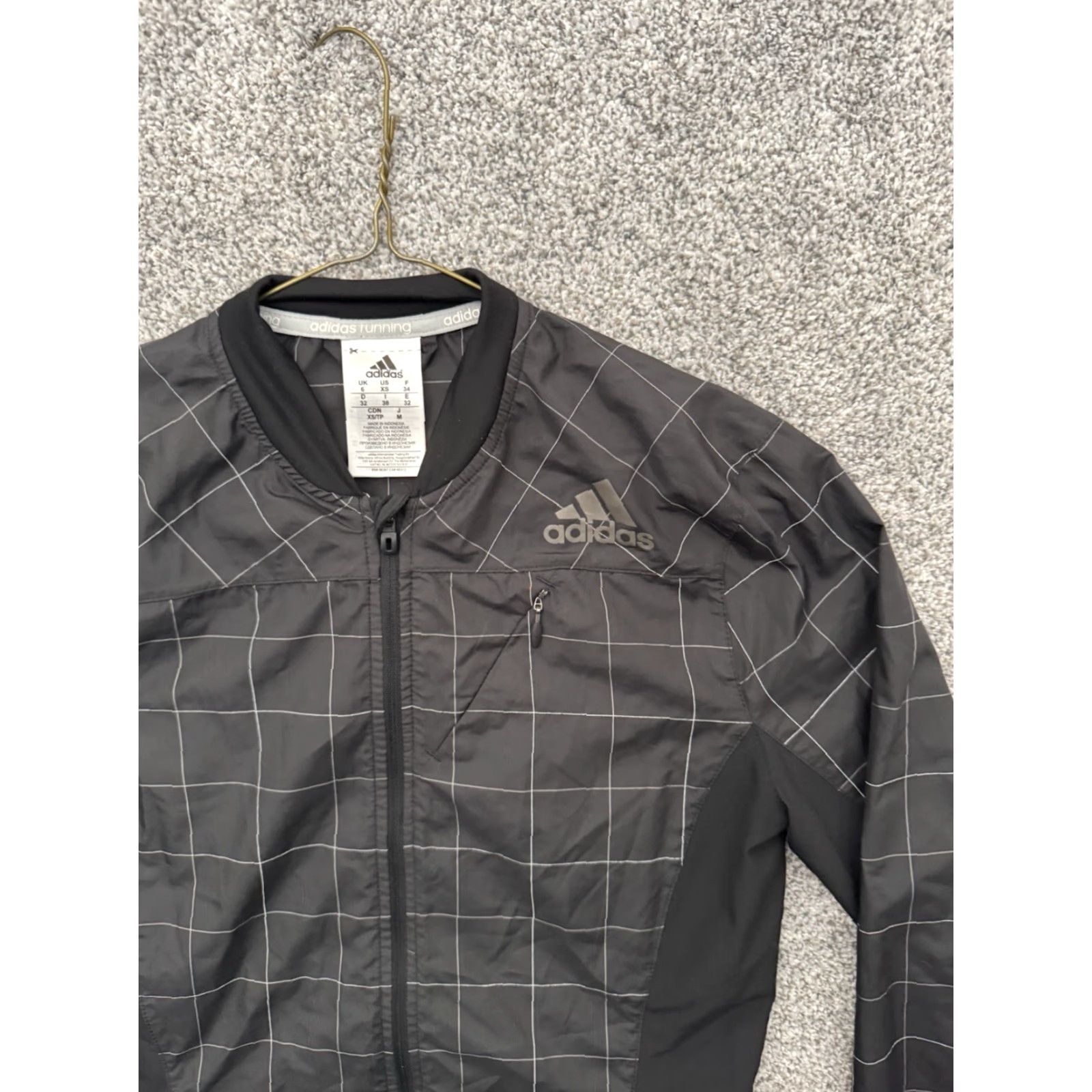 Adidas Adidas Running Jacket Womens XS Windbreaker Zip Chest Pocket Lightweight Check Pattern 2013 Streetwear Gorpcore Nike? Size XS / US 0-2 / IT 36-38 - 3 Thumbnail