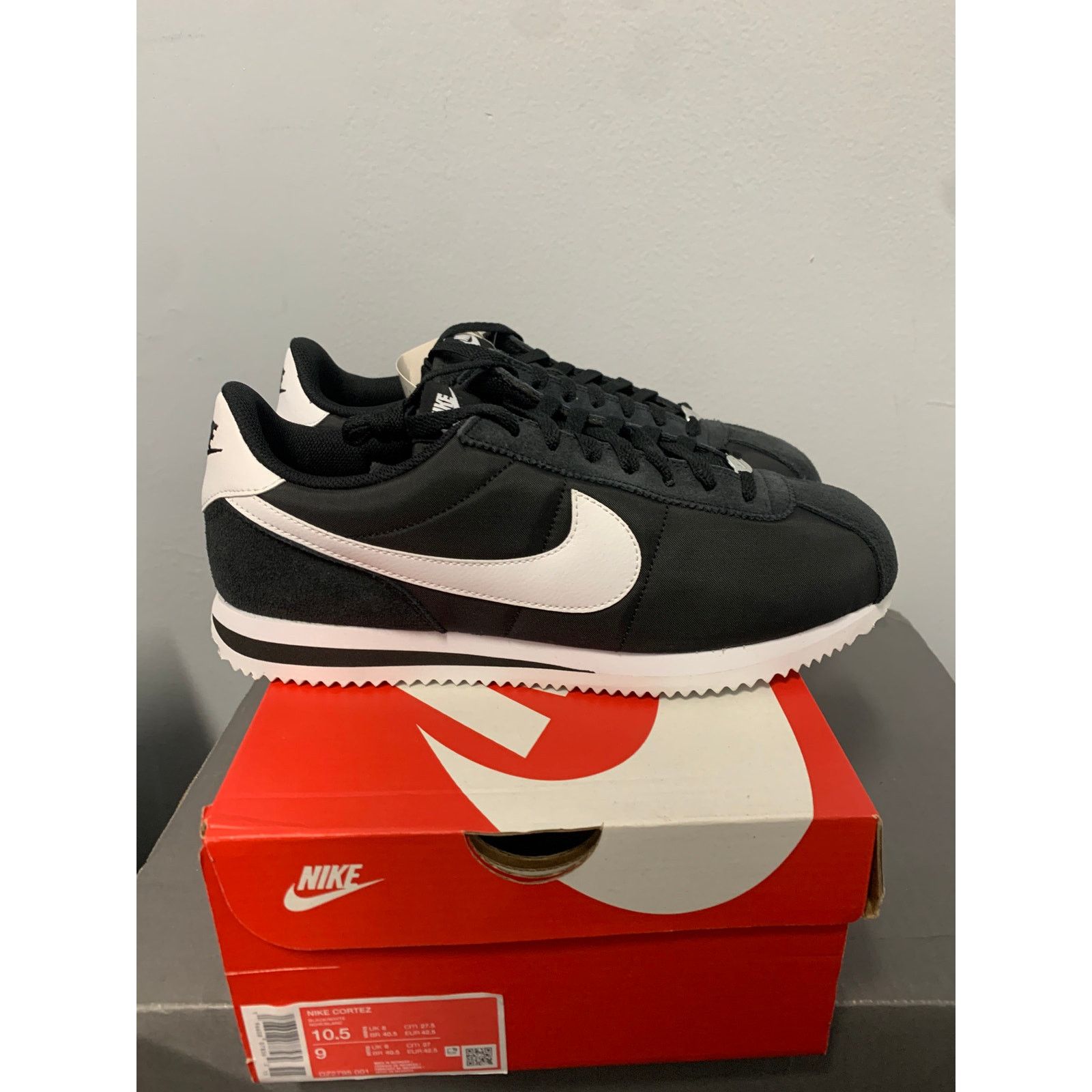 Nike Cortez Nylon Black White Women's 10.5 NEW SHIPS NOW