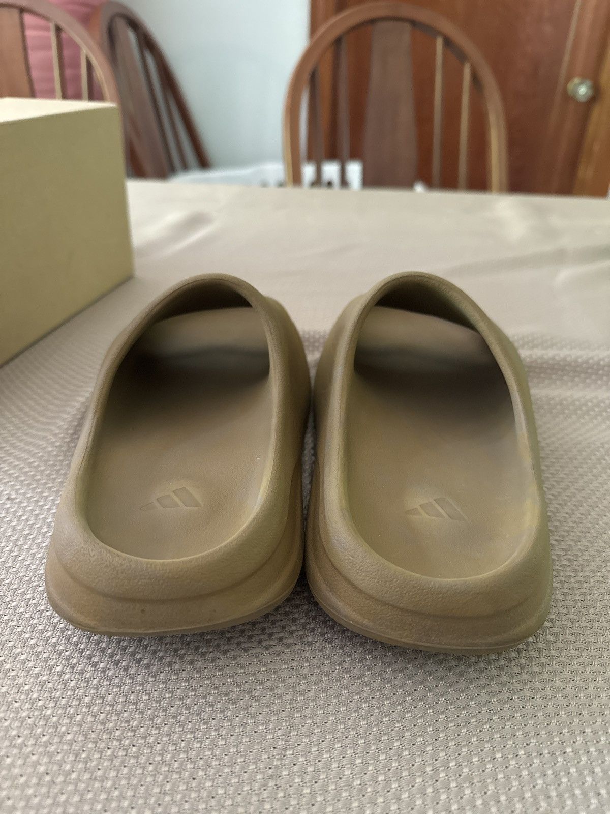 Yeezy Yeezy Slide “Ochre” Size US 9 / EU 42 - 2 Thumbnail