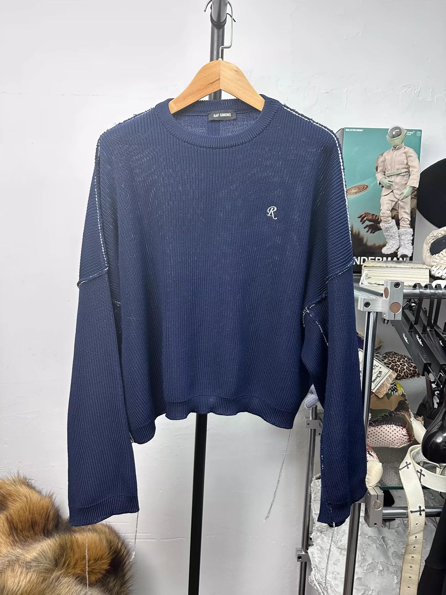 Raf Simons ニットセーター 黒・青ストライプ新品未使用タグ付き RAF SIMONS（ラフシモンズ）ニット・セーター 黒 サイズ:XL