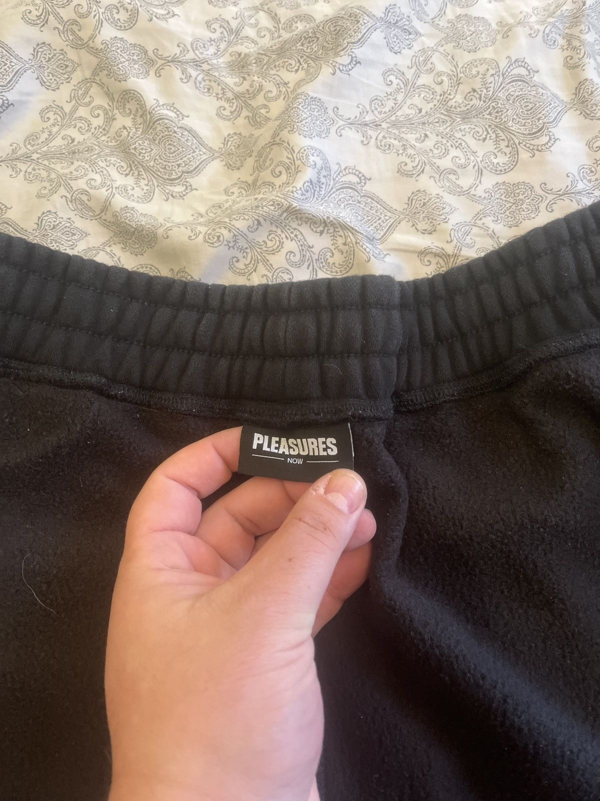 Pleasures Pleasures “rain” sweatpants Size US 34 / EU 50 - 5 Thumbnail