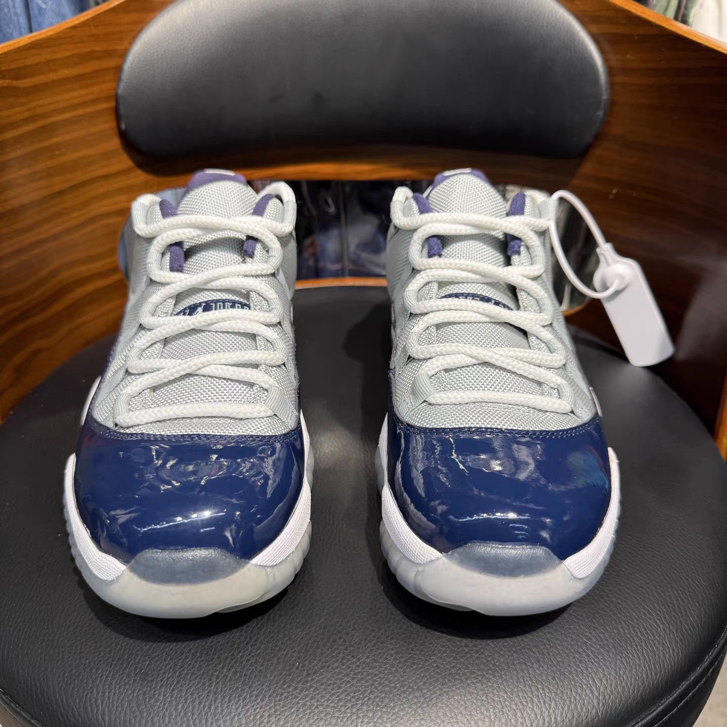 Nike Air Jordan 11 Georgetown White & Blue K15 Size US 8 / EU 41 - 2 Thumbnail