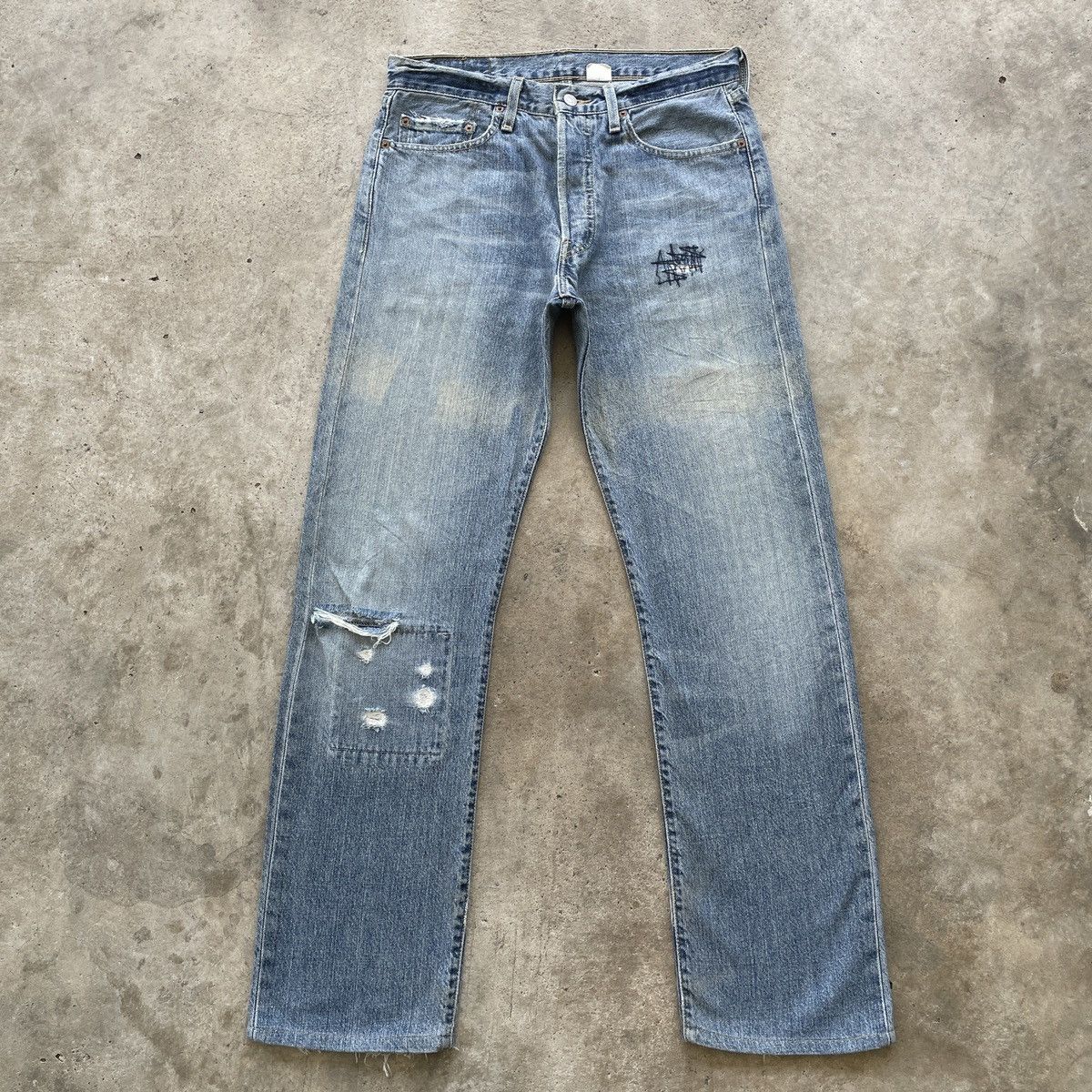 Jean × Levi's × Vintage Vintage Levi’s Fly Button Denim Jeans Pants Faded W32 Size US 32 / EU 48 - 1 Thumbnail