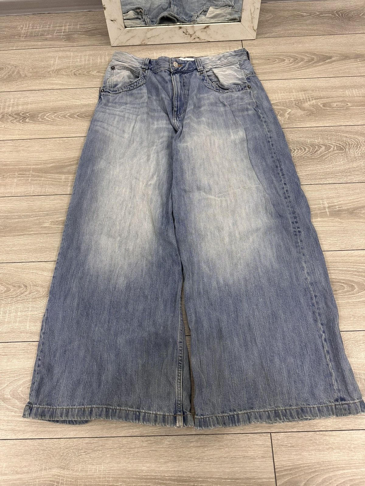 Japanese Brand Baggy Ultra Wide Leg Japanese Style Jeans Size US 32 / EU 48 - 1 Thumbnail