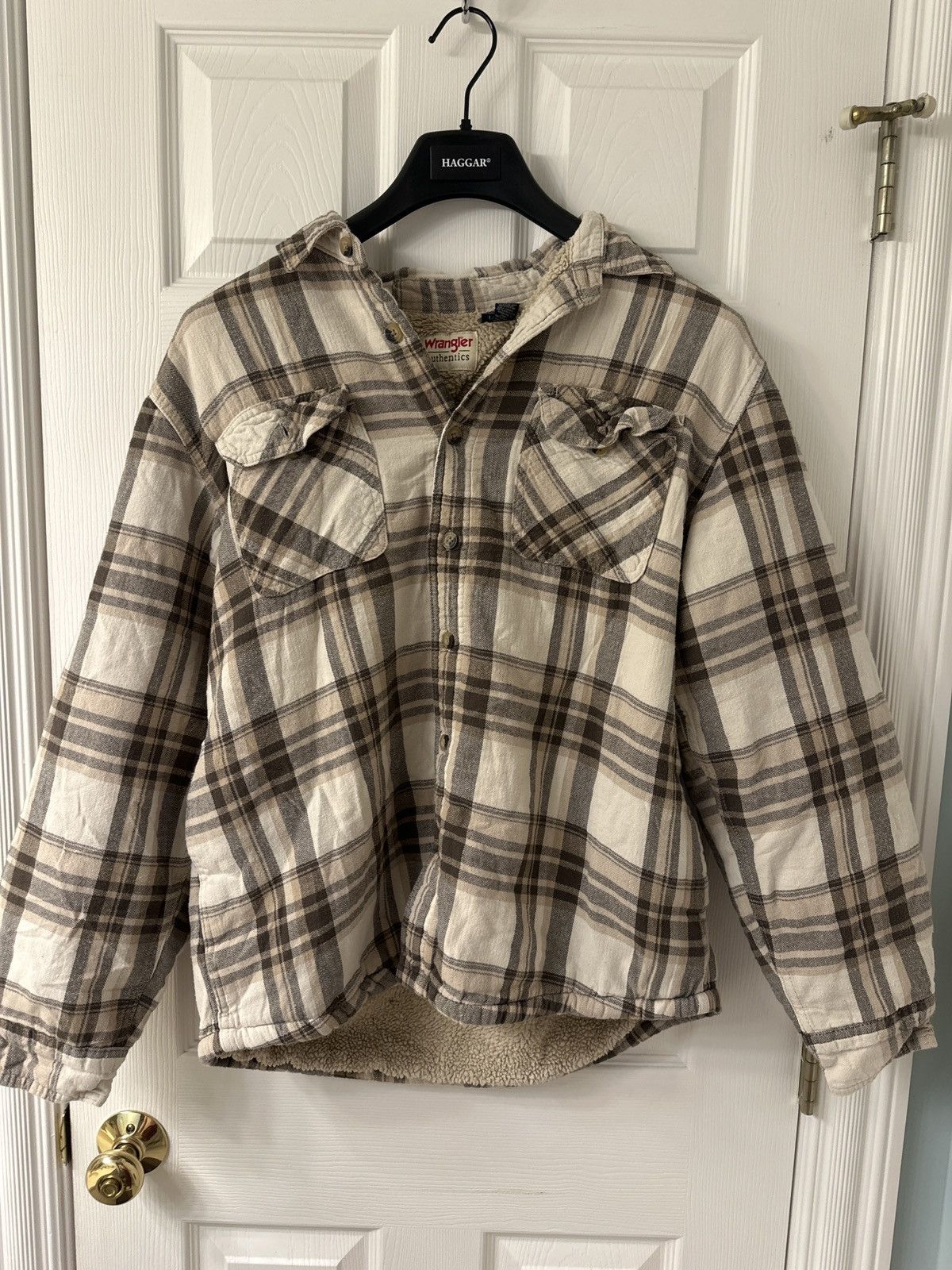 Wrangler Wrangler Fleece Button Flannel (Grey, Tan) Size US L / EU 52-54 / 3 - 1 Thumbnail