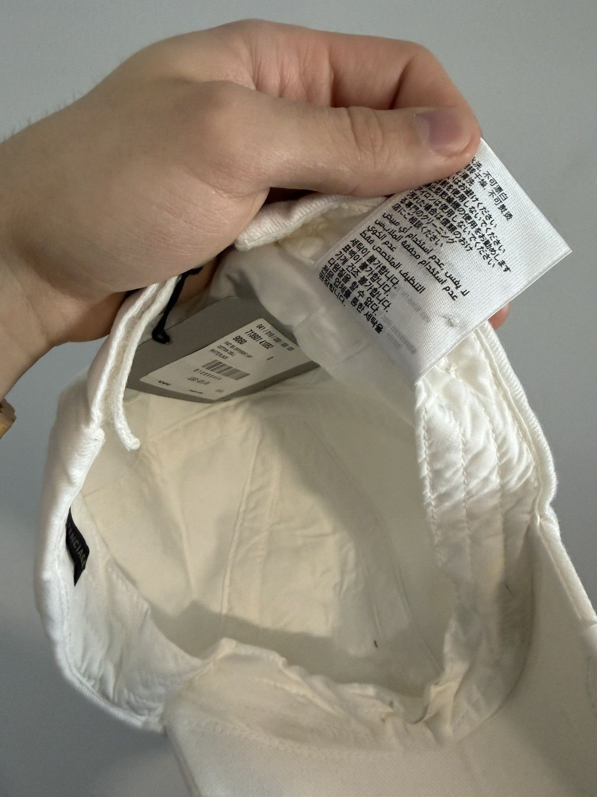Balenciaga Balenciaga “Be Different” Hat White Size ONE SIZE - 3 Thumbnail