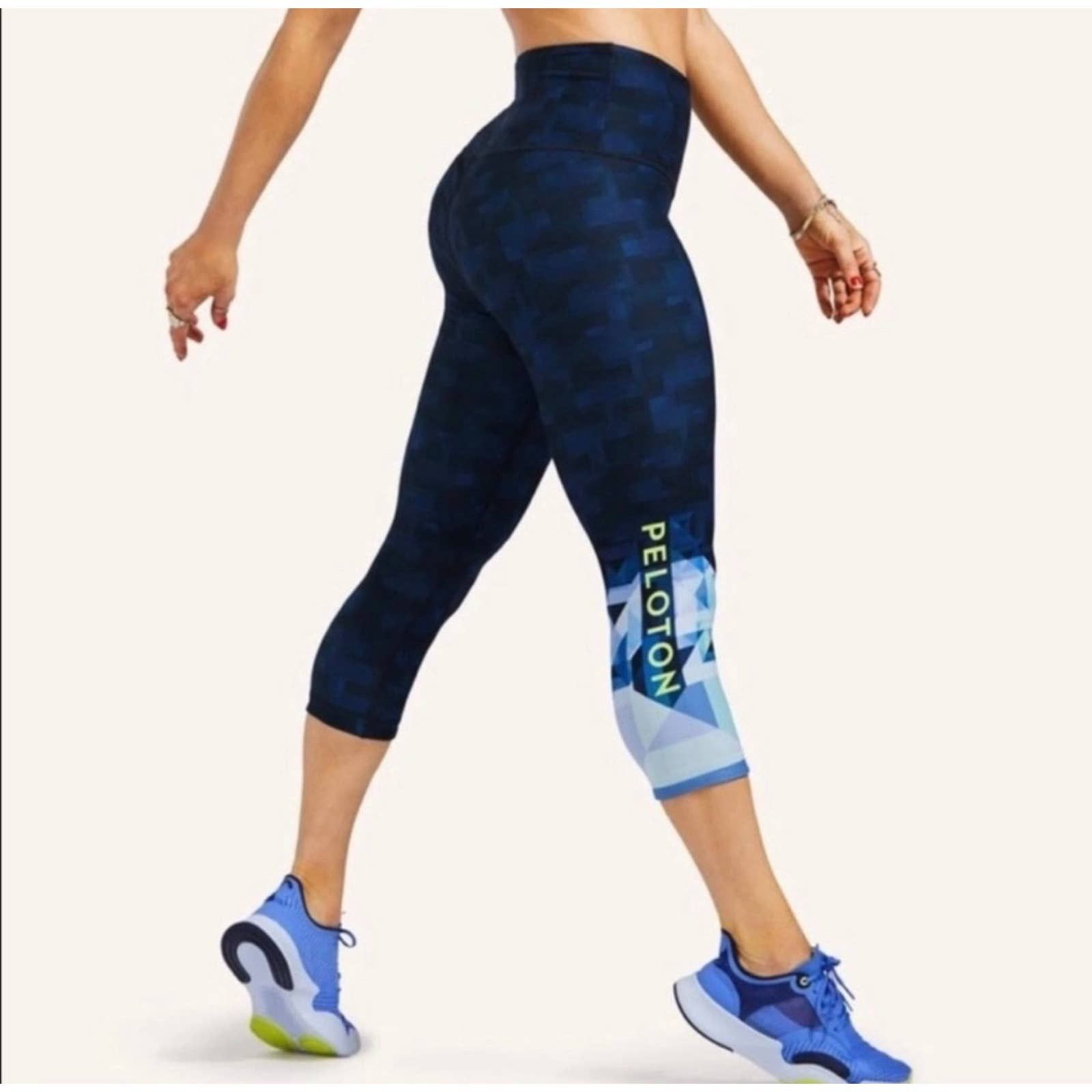 Other Peloton X WITH Blue Pyramid High Waisted Cropped Leggings Size 27" / US 4 / IT 40 - 1 Thumbnail