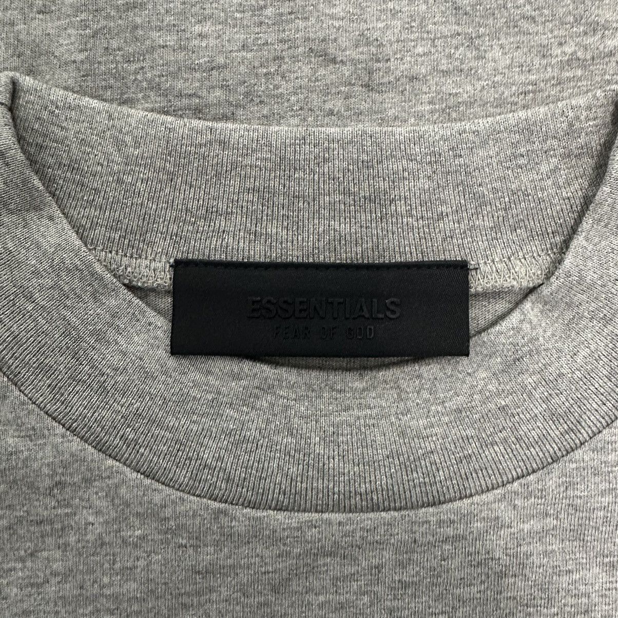 Essentials × Fear of God Fear of God Essentials SS24 Long-Sleeve Tab Tee Dark Heather Size US S / EU 44-46 / 1 - 4 Thumbnail