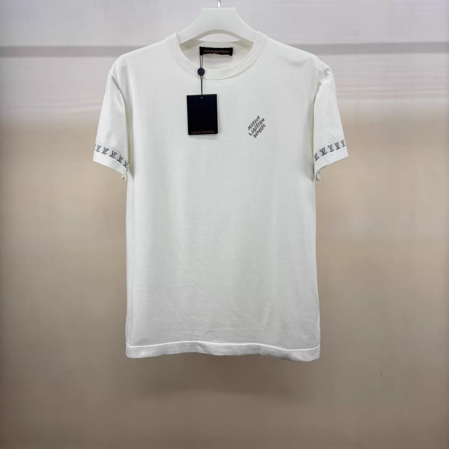 Louis Vuitton White Short-Sleeve Embroidered T-Shirt Size US S / EU 44-46 / 1 - 1 Thumbnail