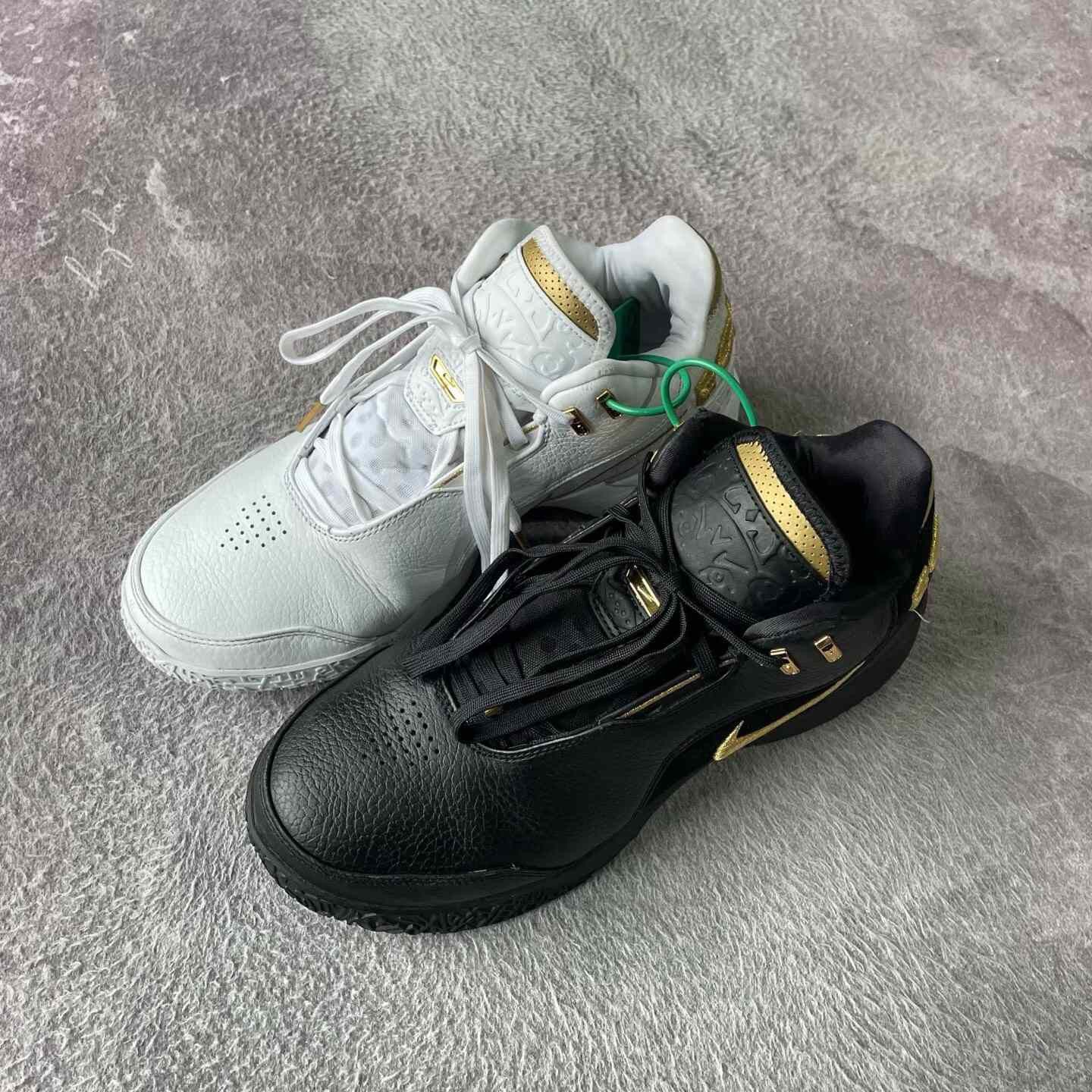 Nike Nike Black Lowtop Sneakers 45 Men Size US 11.5 / EU 44-45 - 1 Thumbnail