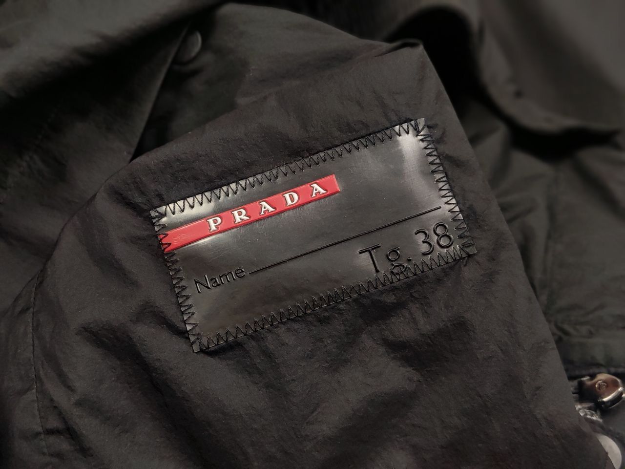 Prada Rare Prada AW07 Black Label Nylon Cargo Zip Pocket Jacket Size S / US 4 / IT 40 - 22 Thumbnail