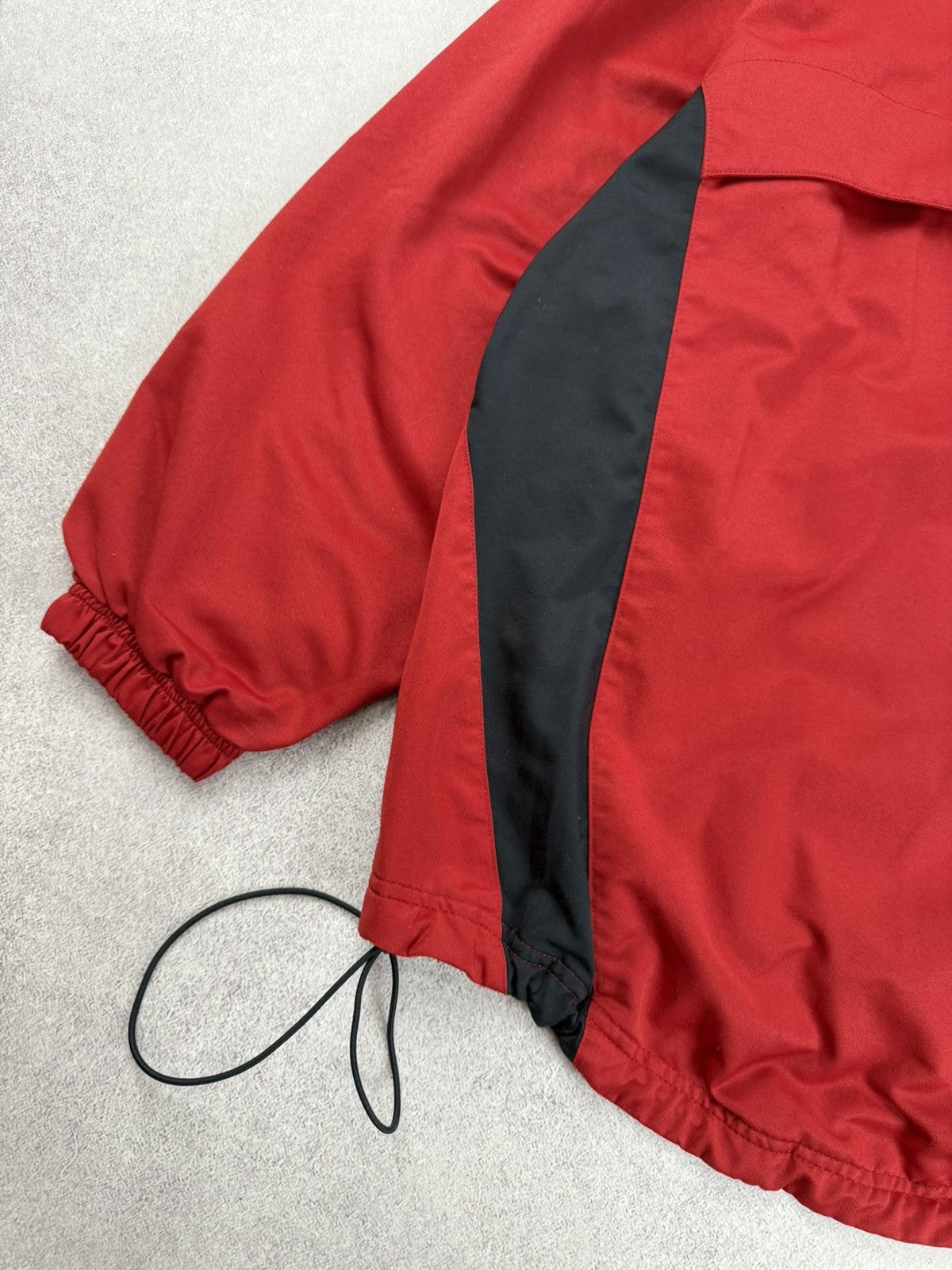 Nike Vintage Nike Full Zip Windbreaker Jacket Size M Size US M / EU 48-50 / 2 - 12 Thumbnail
