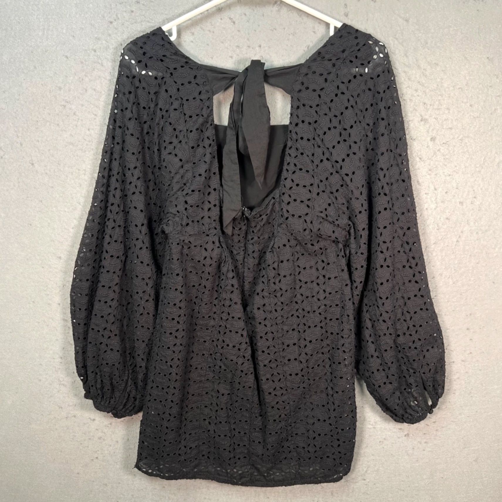 Free People Free People Dress Woman Black Eyelet Tie Back Blouson Sleeve Mini 4 Short Bohemian Summer Party/Cocktail Womens Size S / US 4 / IT 40 - 2 Thumbnail