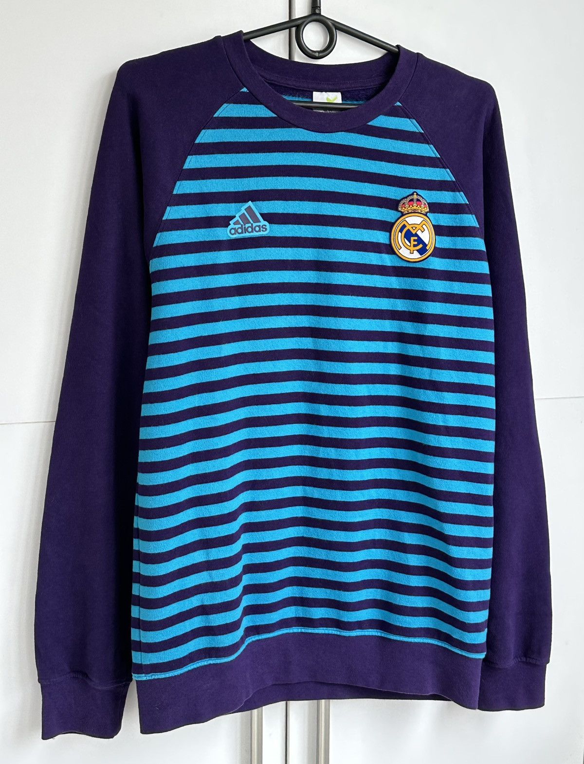 Adidas Real Madrid 2012 Club Soccer Sweatshirt Adidas – Size S Size US S / EU 44-46 / 1 - 2 Thumbnail