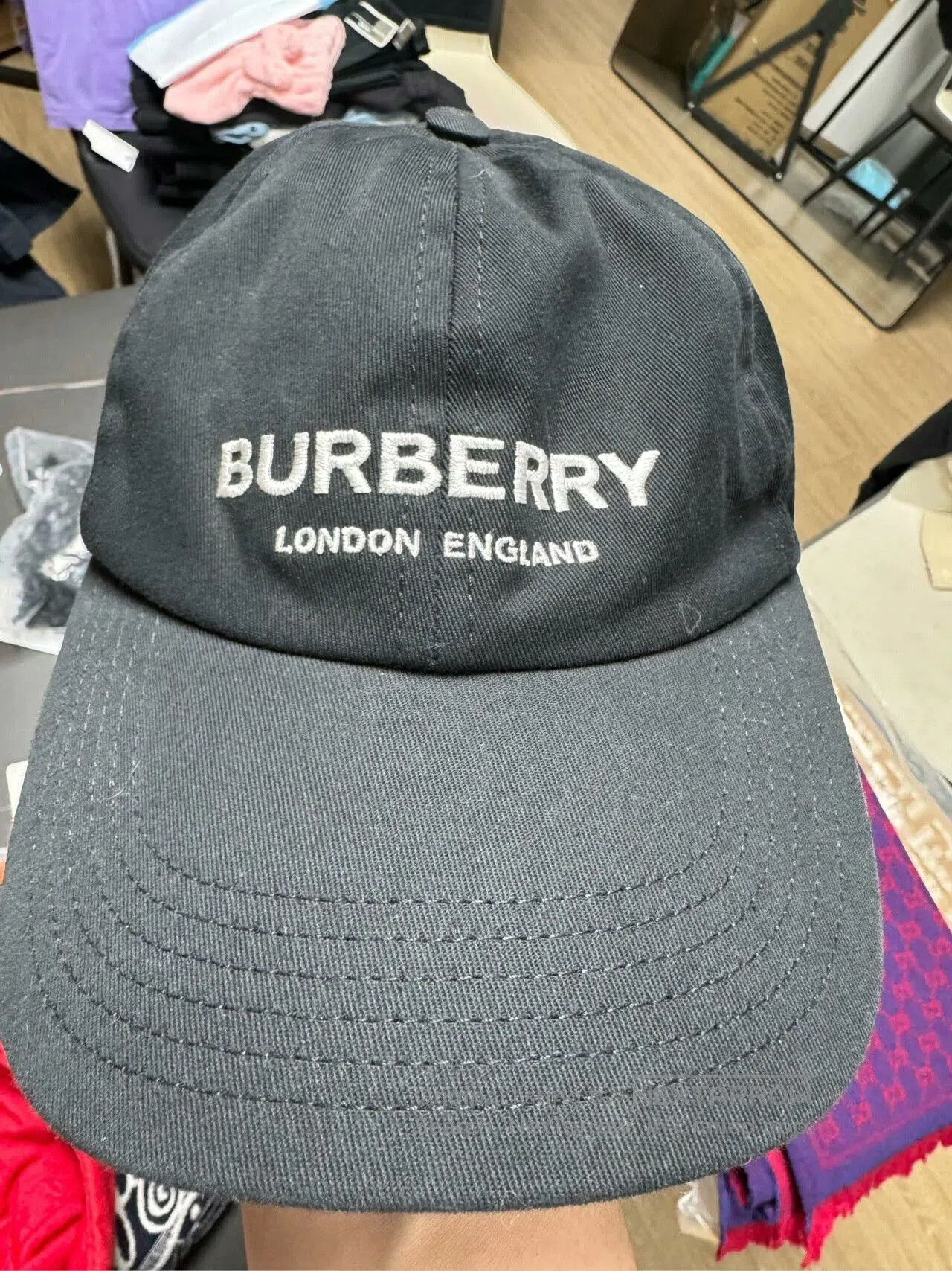 Burberry Burberry Baseball Cap Red and Black. Size ONE SIZE - 1 Thumbnail